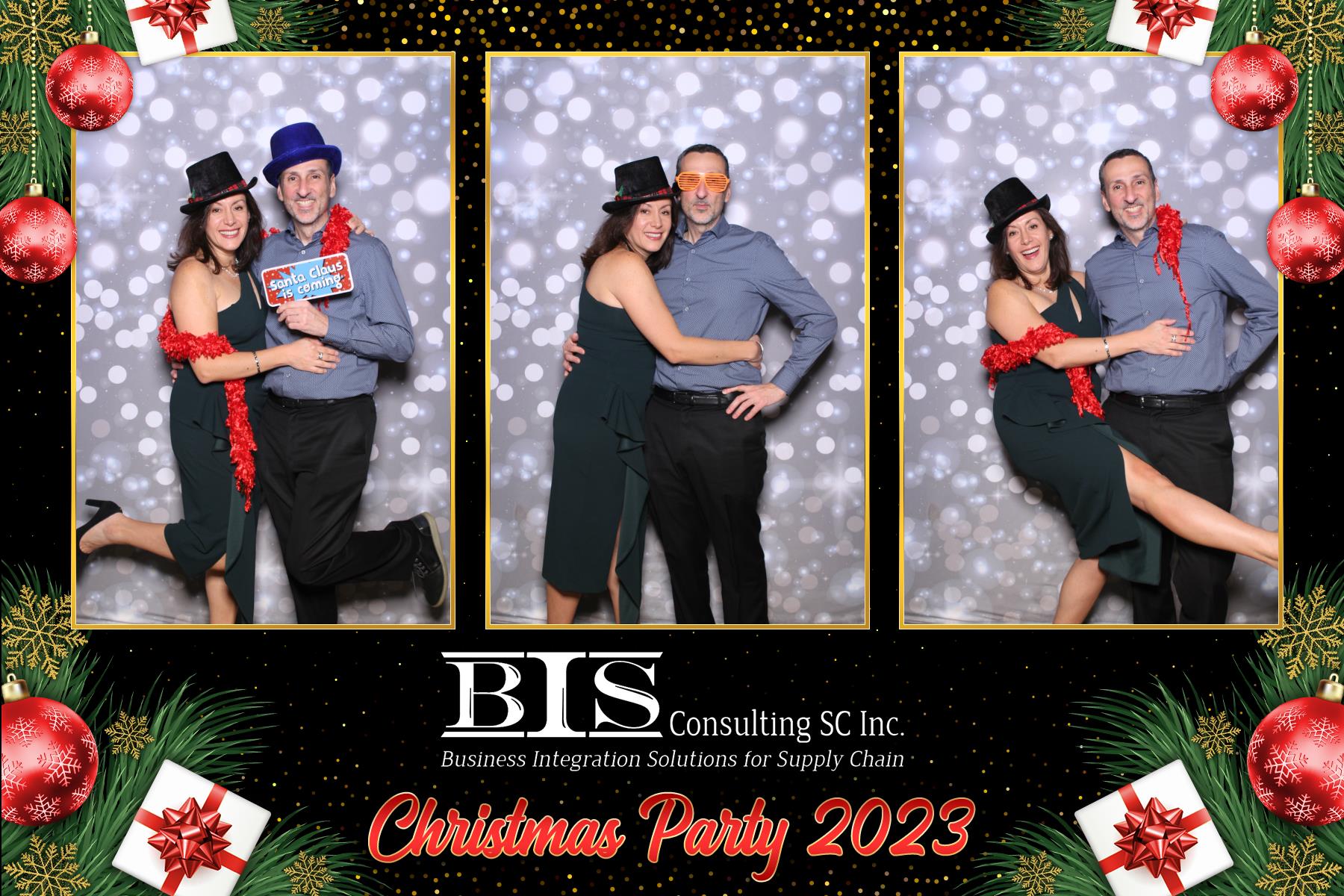 BIS Christmas 2023  | View more photos from the event at gallery.myselfiemirror.ca/u/romanmyselfiemirrorca/BIS-Christmas-2023