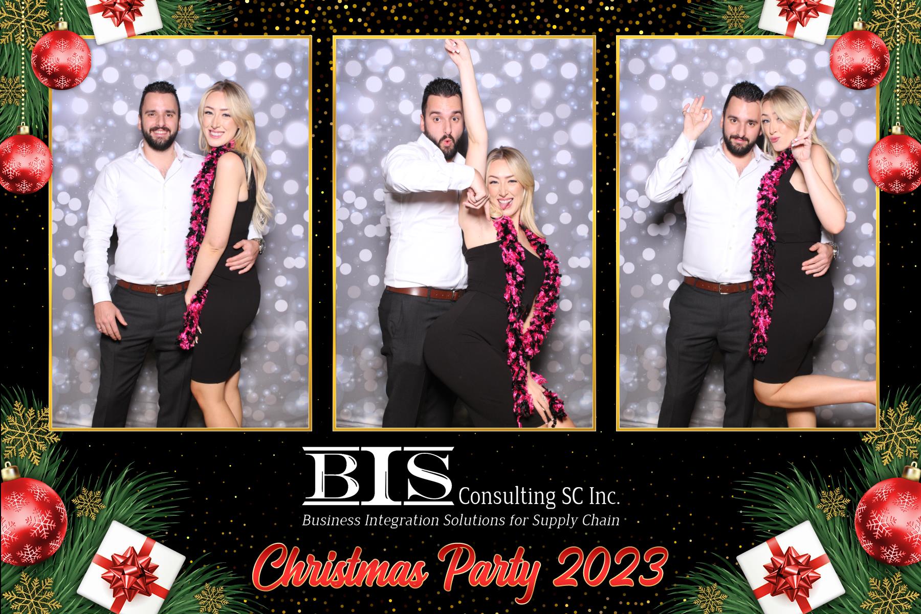 BIS Christmas 2023  | View more photos from the event at gallery.myselfiemirror.ca/u/romanmyselfiemirrorca/BIS-Christmas-2023