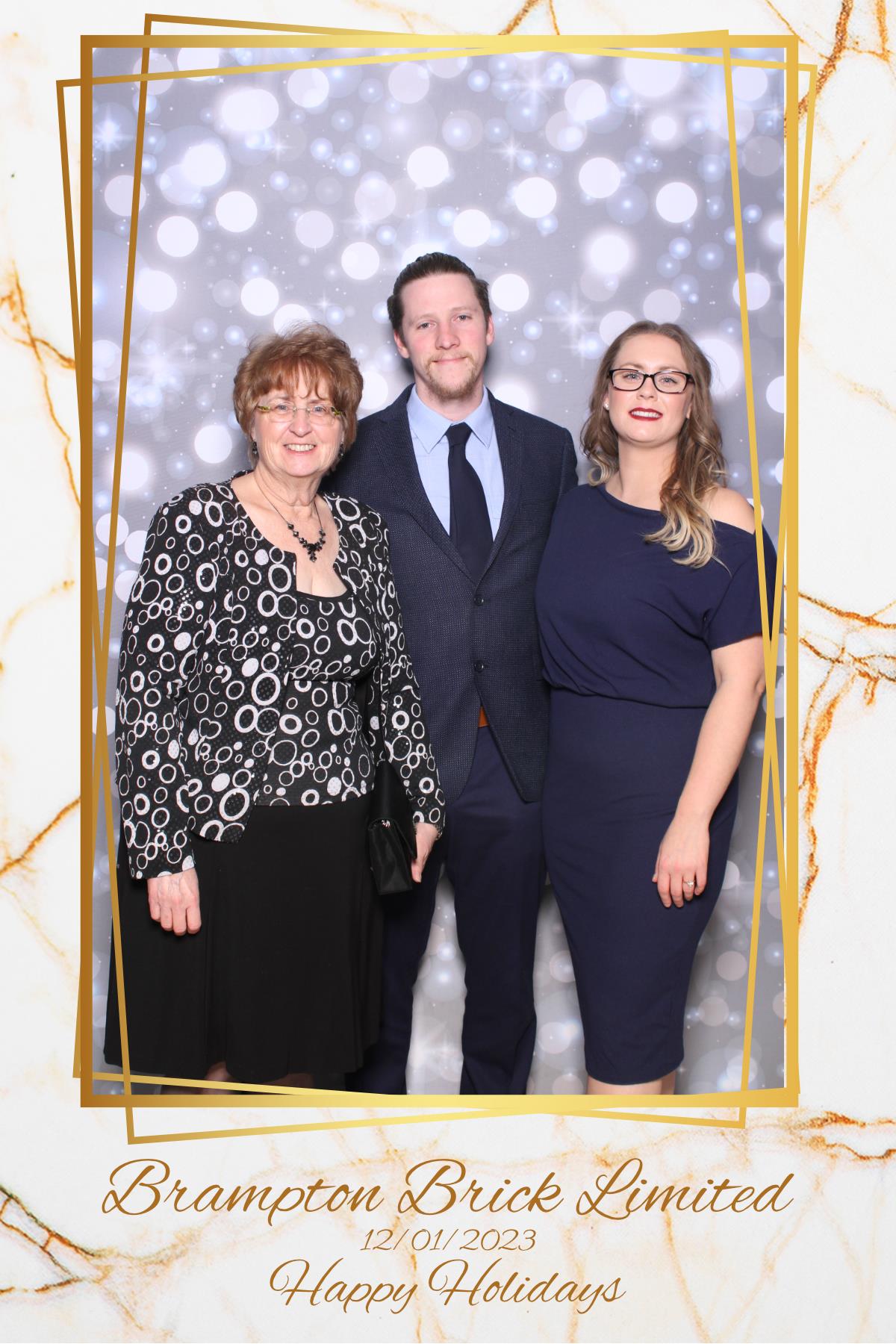 Brampton Brick Limited Holiday Party | View more photos from the event at gallery.myselfiemirror.ca/u/romanmyselfiemirrorca/Brampton-Brick-Limited-Holiday-Party