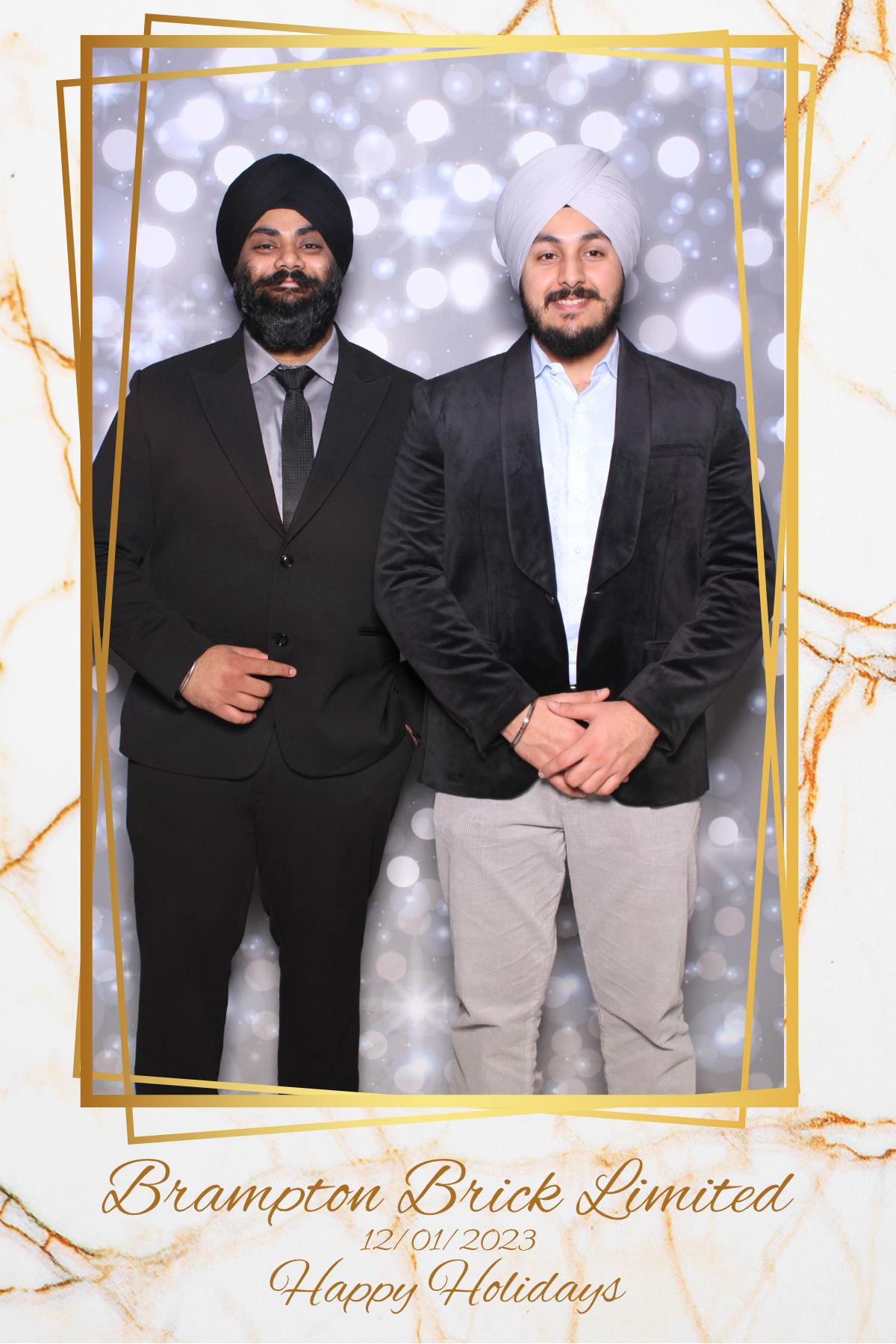 Brampton Brick Limited Holiday Party | View more photos from the event at gallery.myselfiemirror.ca/u/romanmyselfiemirrorca/Brampton-Brick-Limited-Holiday-Party