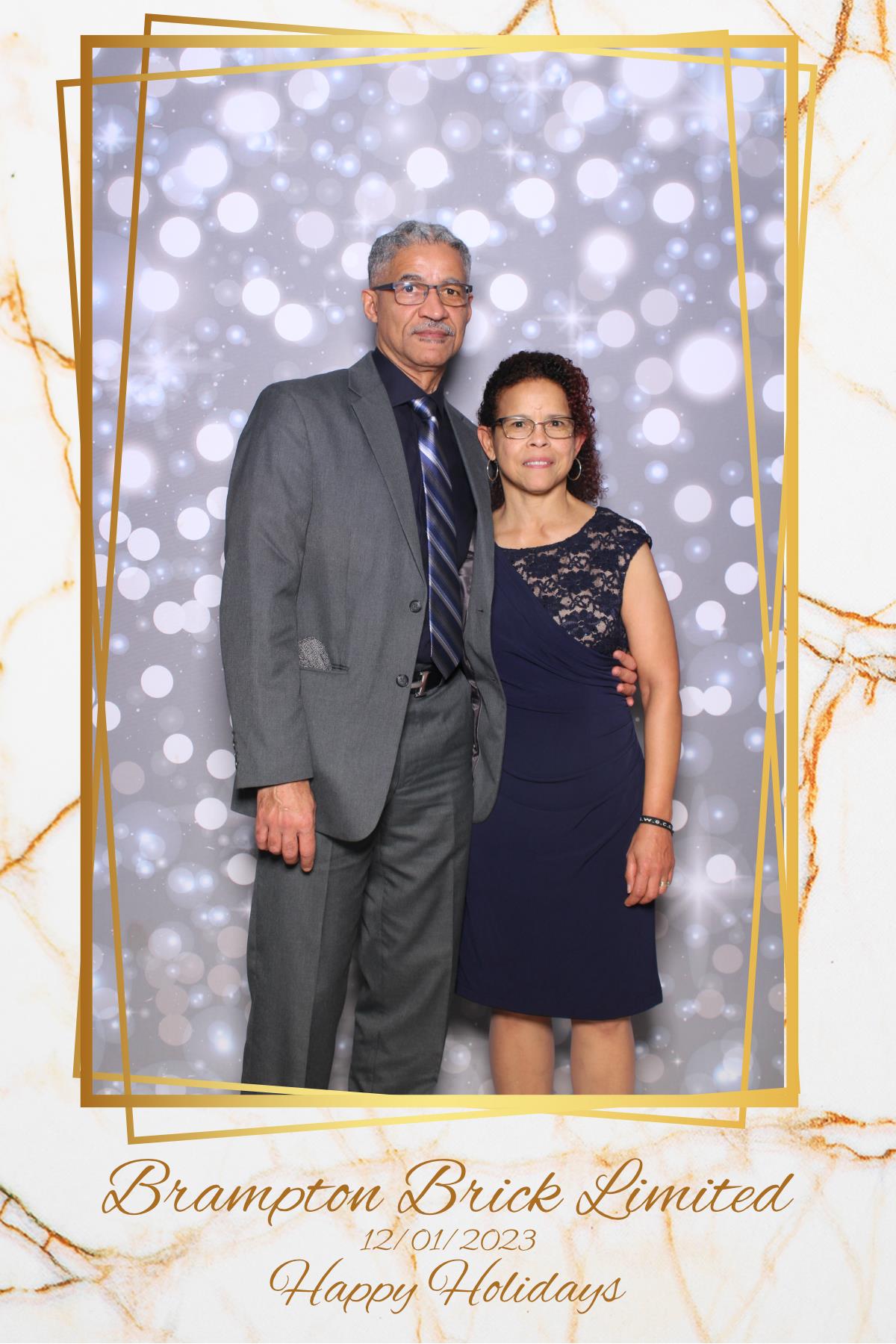 Brampton Brick Limited Holiday Party | View more photos from the event at gallery.myselfiemirror.ca/u/romanmyselfiemirrorca/Brampton-Brick-Limited-Holiday-Party