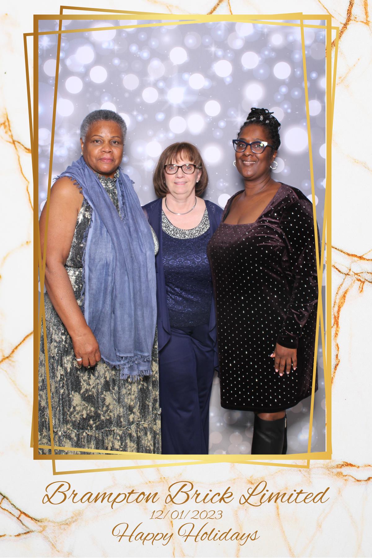 Brampton Brick Limited Holiday Party | View more photos from the event at gallery.myselfiemirror.ca/u/romanmyselfiemirrorca/Brampton-Brick-Limited-Holiday-Party