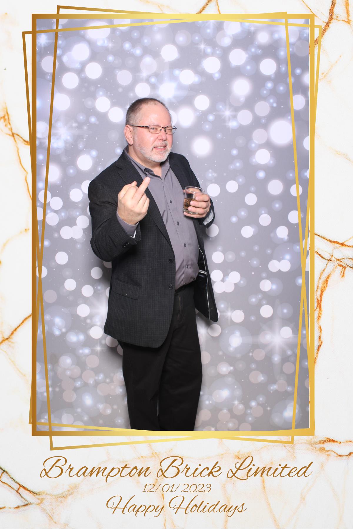 Brampton Brick Limited Holiday Party | View more photos from the event at gallery.myselfiemirror.ca/u/romanmyselfiemirrorca/Brampton-Brick-Limited-Holiday-Party