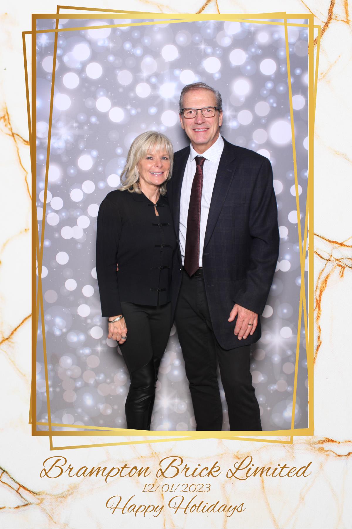 Brampton Brick Limited Holiday Party | View more photos from the event at gallery.myselfiemirror.ca/u/romanmyselfiemirrorca/Brampton-Brick-Limited-Holiday-Party