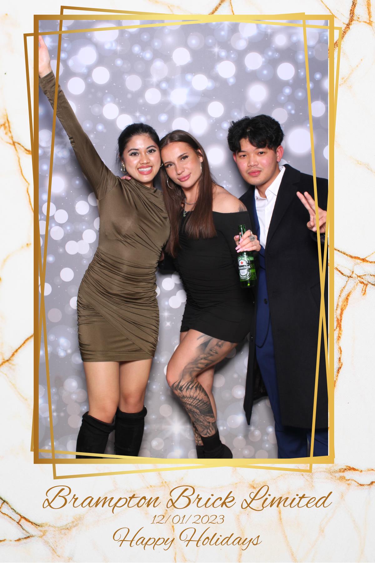 Brampton Brick Limited Holiday Party | View more photos from the event at gallery.myselfiemirror.ca/u/romanmyselfiemirrorca/Brampton-Brick-Limited-Holiday-Party