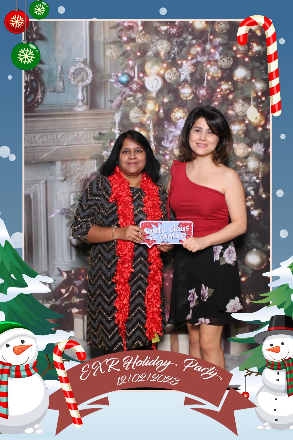 EXR Holiday Party  | View more photos from the event at gallery.myselfiemirror.ca/u/romanmyselfiemirrorca/EXR-Holiday-Party
