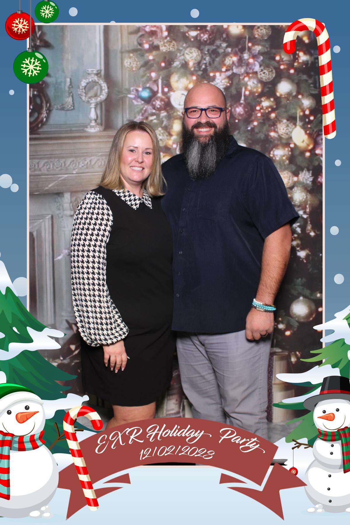 EXR Holiday Party  | View more photos from the event at gallery.myselfiemirror.ca/u/romanmyselfiemirrorca/EXR-Holiday-Party