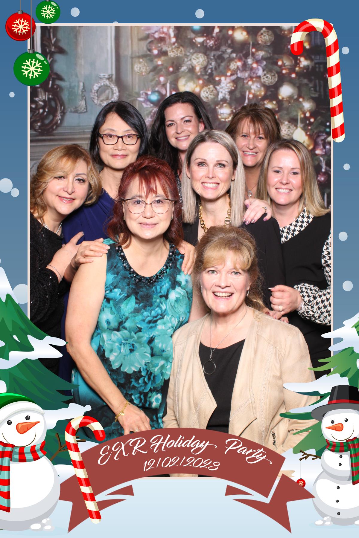 EXR Holiday Party  | View more photos from the event at gallery.myselfiemirror.ca/u/romanmyselfiemirrorca/EXR-Holiday-Party