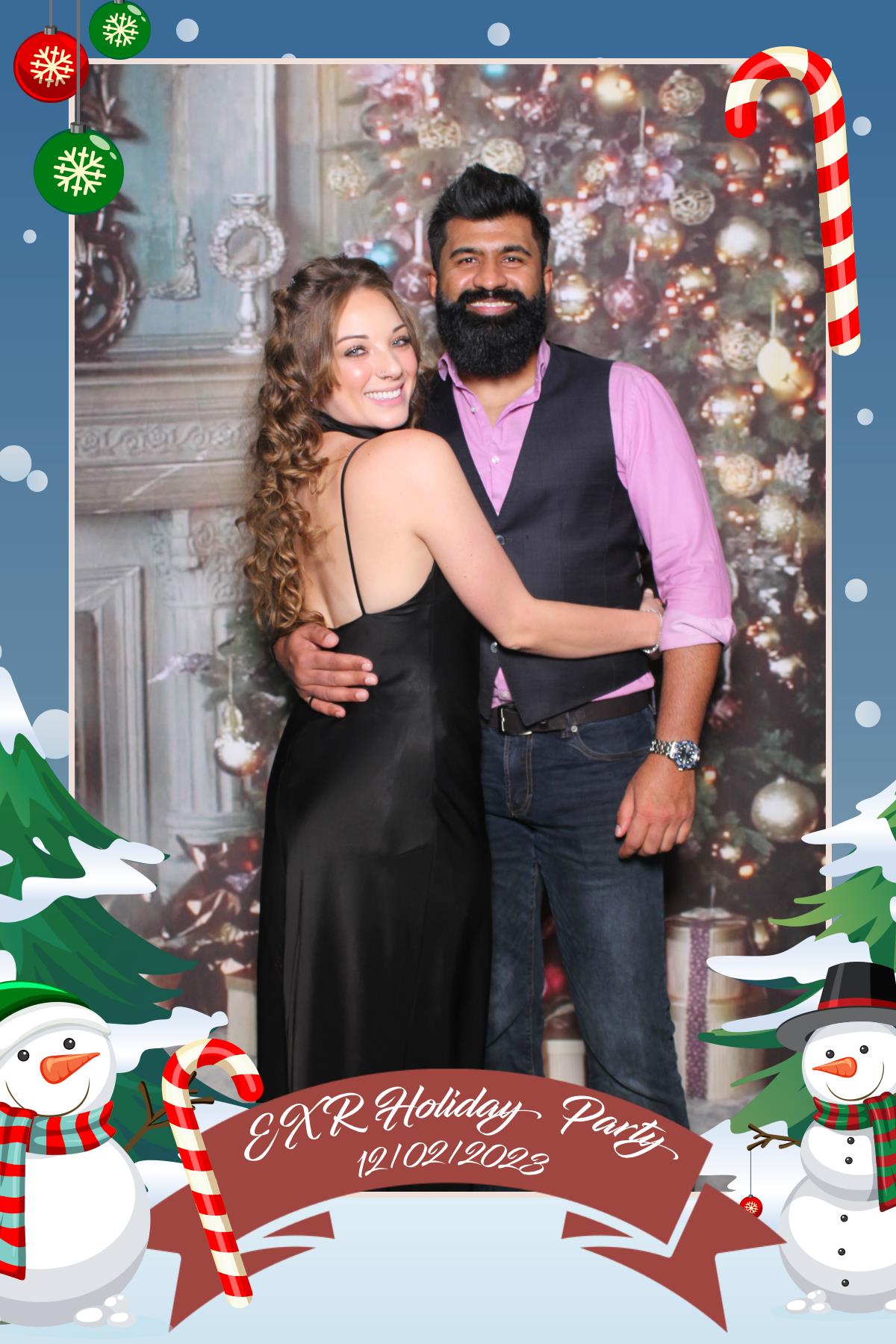 EXR Holiday Party  | View more photos from the event at gallery.myselfiemirror.ca/u/romanmyselfiemirrorca/EXR-Holiday-Party