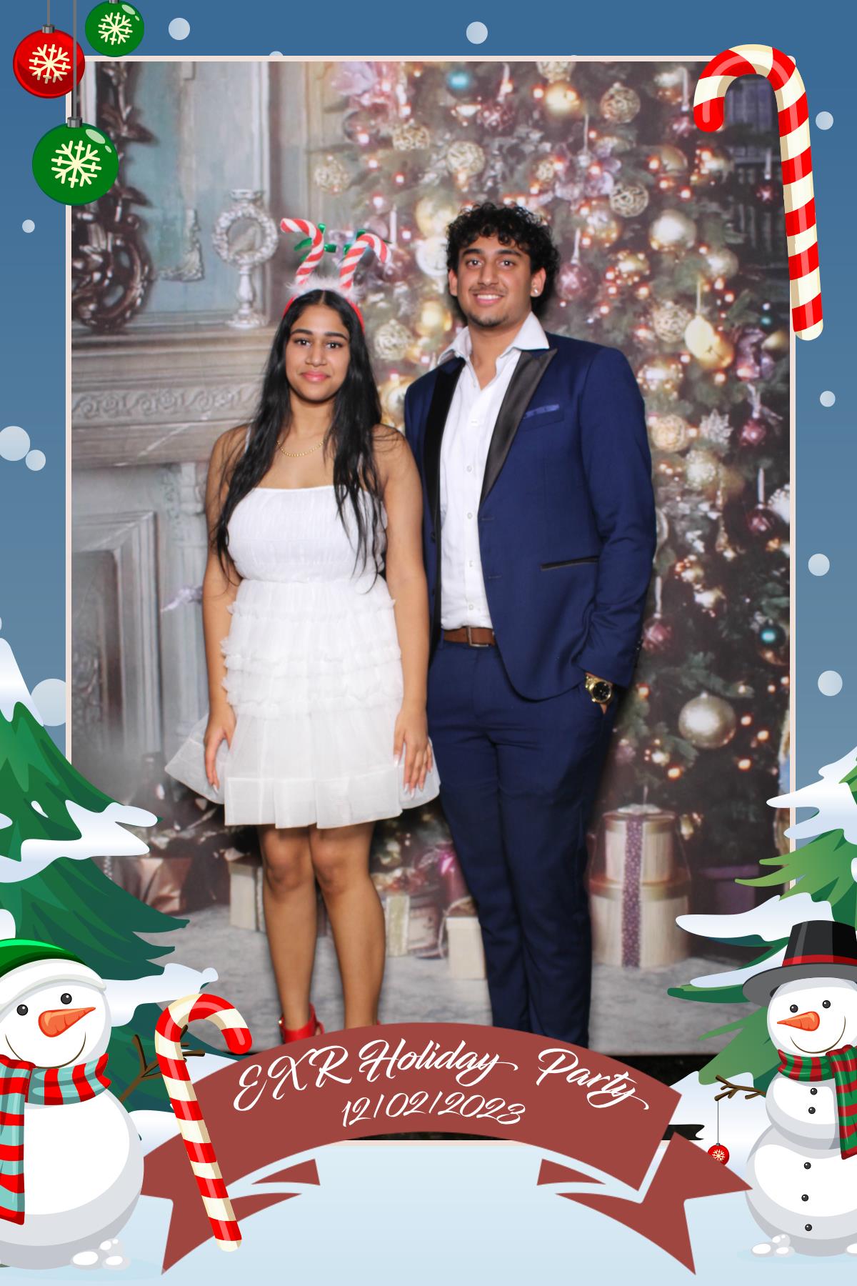 EXR Holiday Party  | View more photos from the event at gallery.myselfiemirror.ca/u/romanmyselfiemirrorca/EXR-Holiday-Party