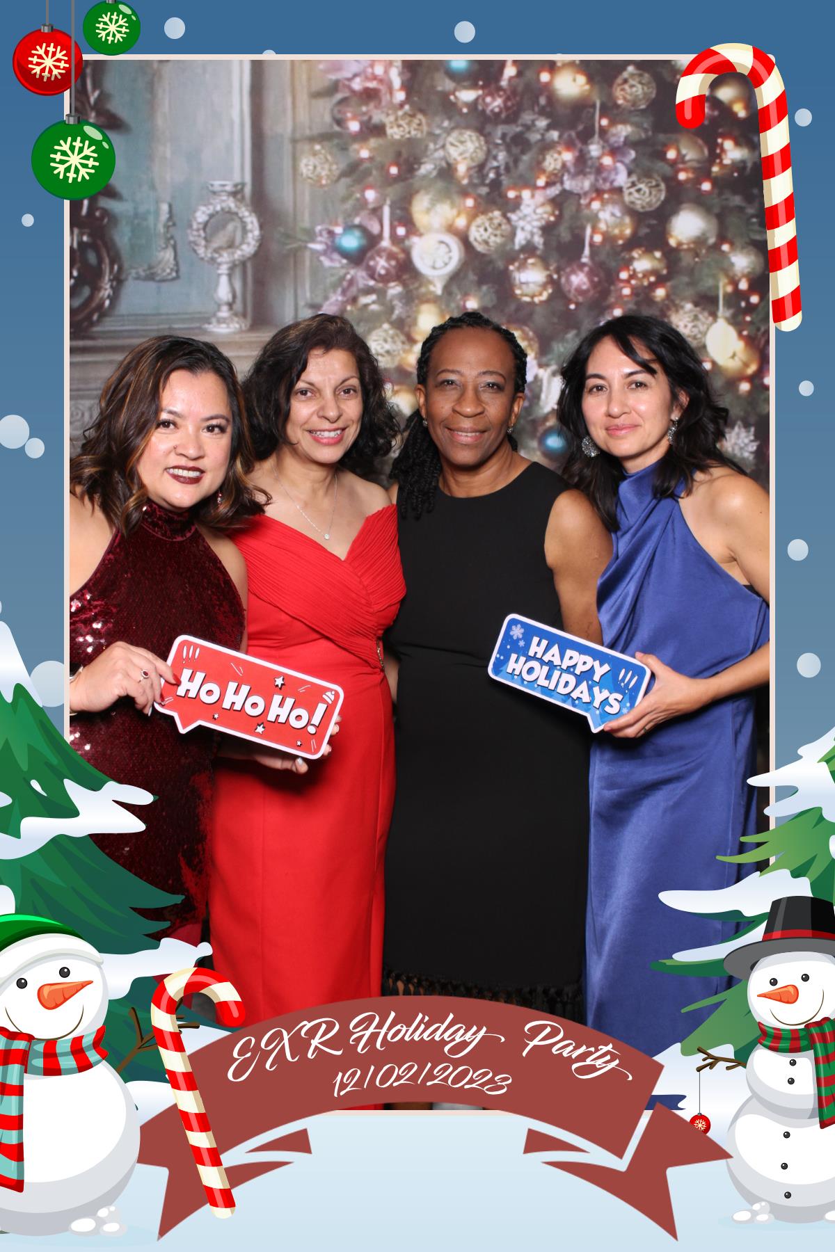 EXR Holiday Party  | View more photos from the event at gallery.myselfiemirror.ca/u/romanmyselfiemirrorca/EXR-Holiday-Party
