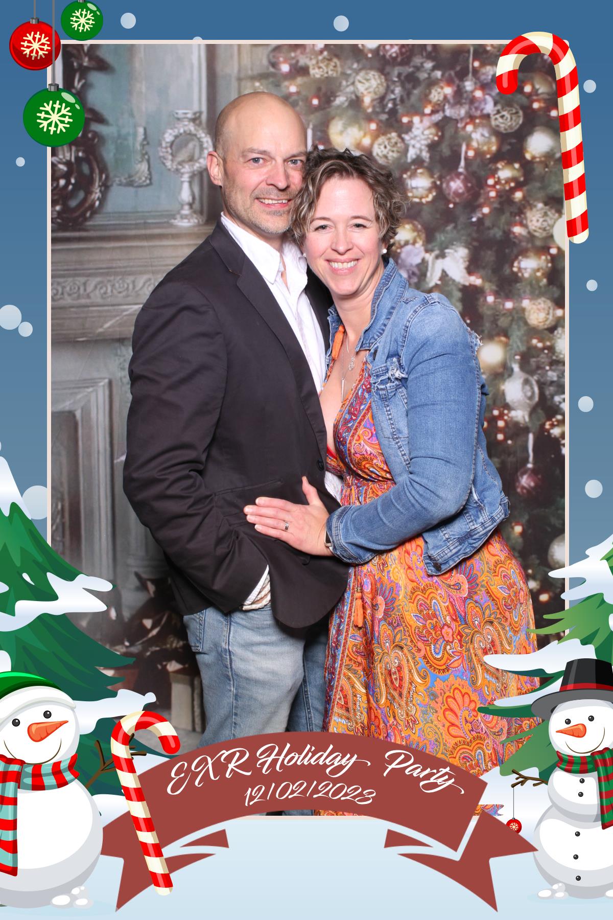 EXR Holiday Party  | View more photos from the event at gallery.myselfiemirror.ca/u/romanmyselfiemirrorca/EXR-Holiday-Party