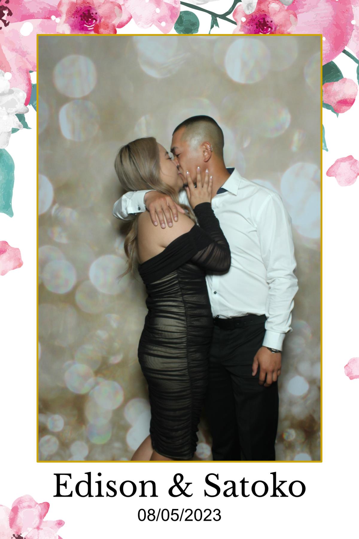 Edison & Satoko | View more photos from the event at gallery.myselfiemirror.ca/u/romanmyselfiemirrorca/Edison-Satoko