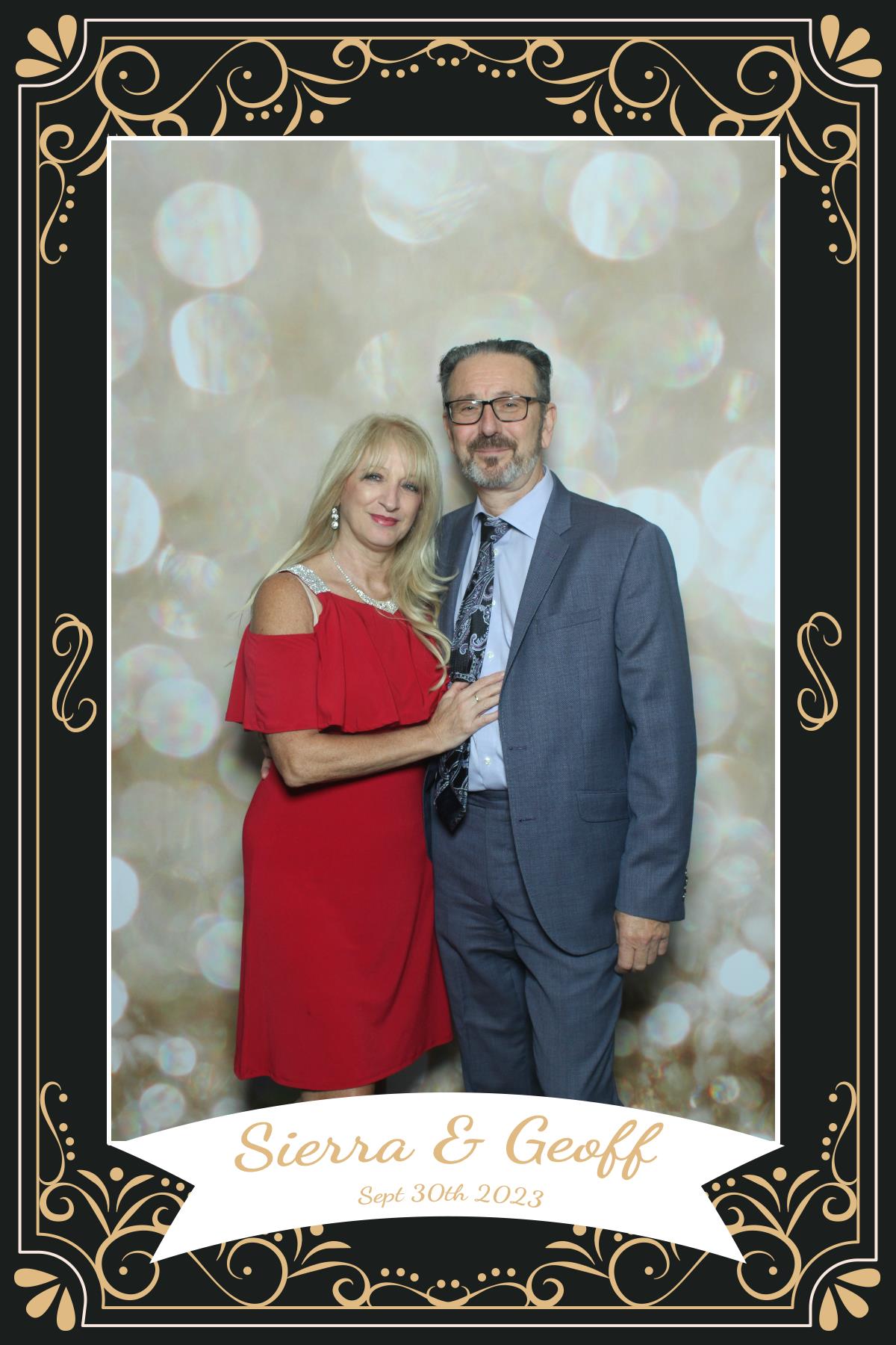 Geoff & Sierra | View more photos from the event at gallery.myselfiemirror.ca/u/romanmyselfiemirrorca/Geoff-Sierra