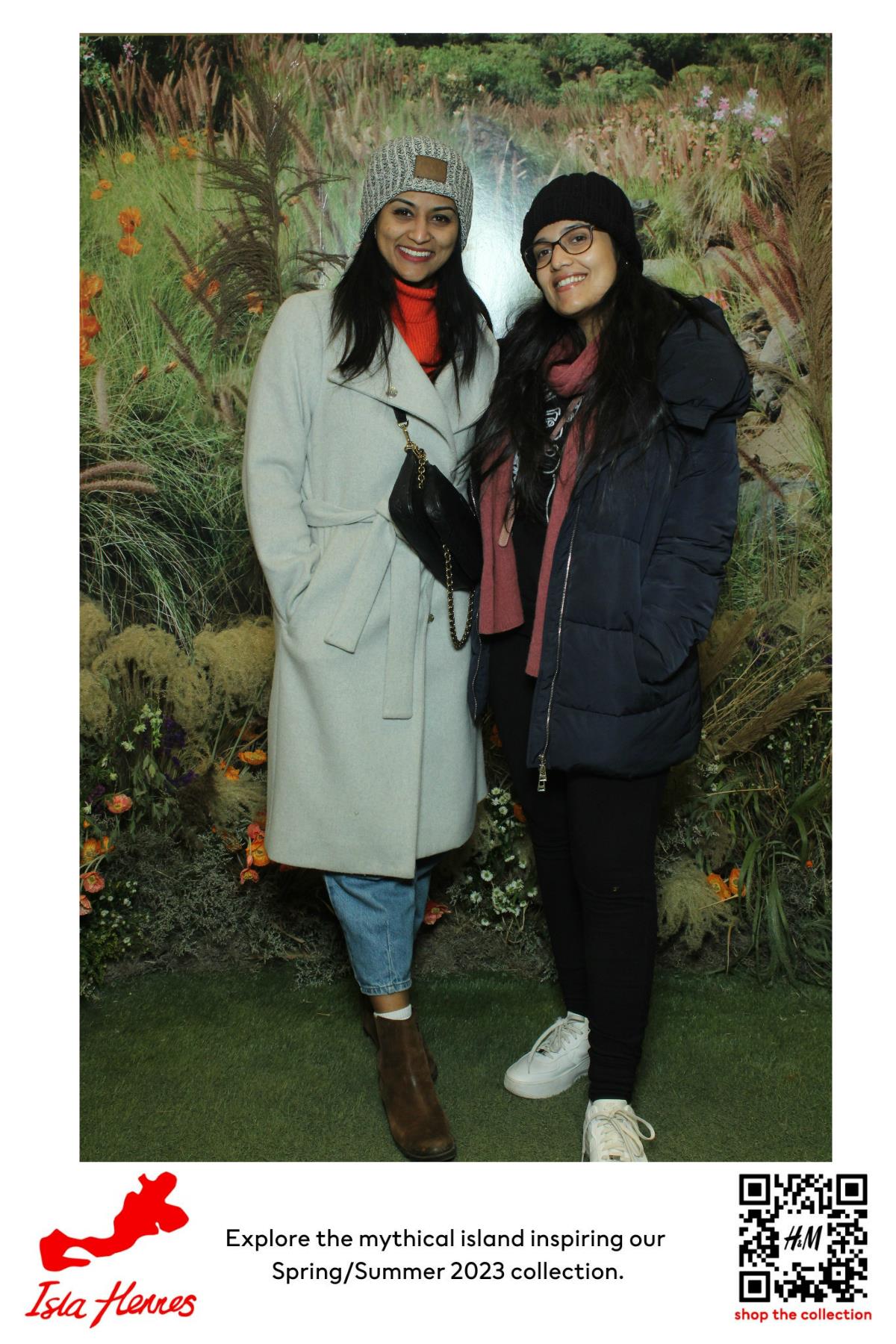 H&M Isla Hennes Collection Launch | View more photos from the event at gallery.myselfiemirror.ca/u/romanmyselfiemirrorca/HM-Isla-Hennes-Collection-Launch