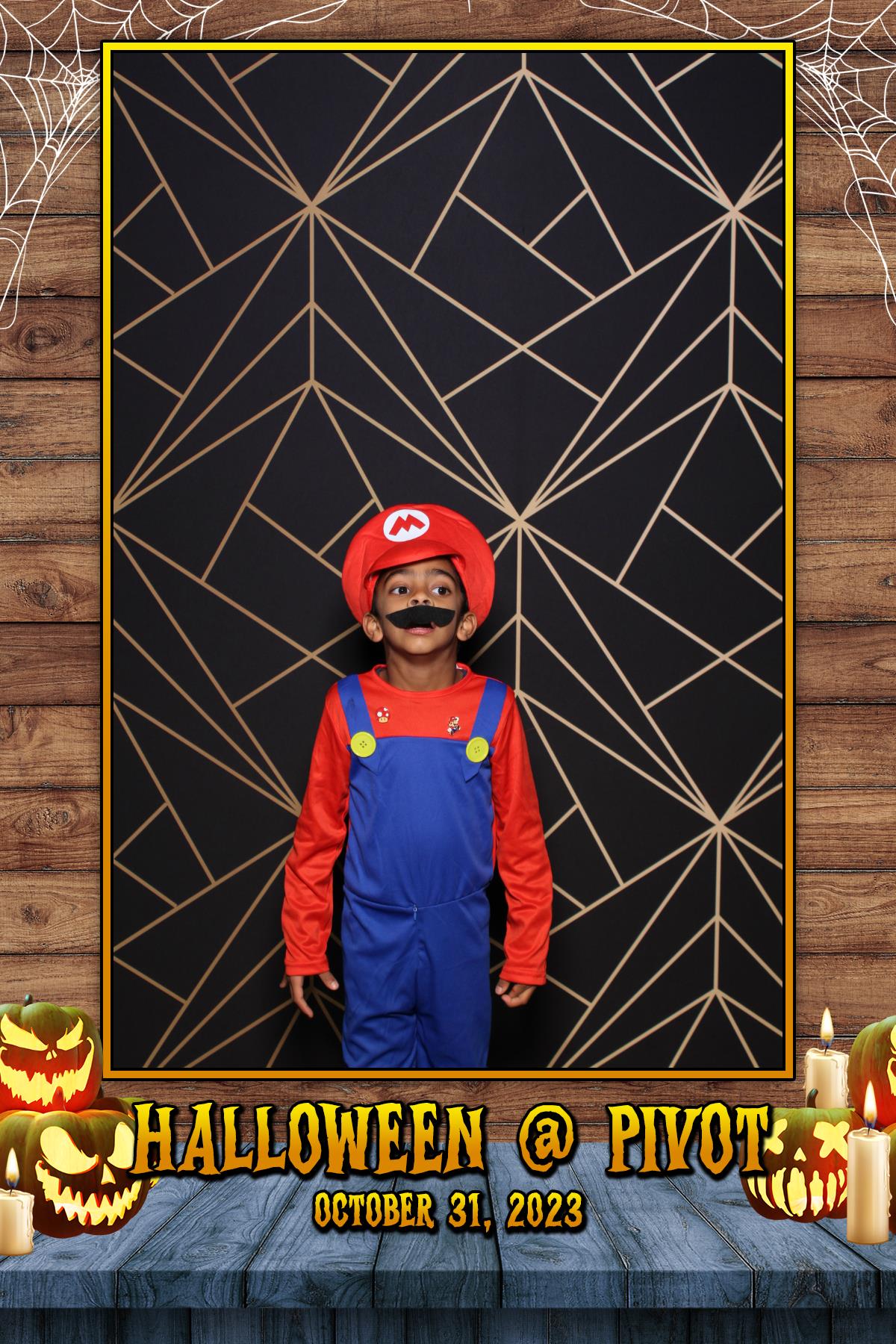 Halloween @ Pivot Apartments | View more photos from the event at gallery.myselfiemirror.ca/u/romanmyselfiemirrorca/Halloween-Pivot-Apartments