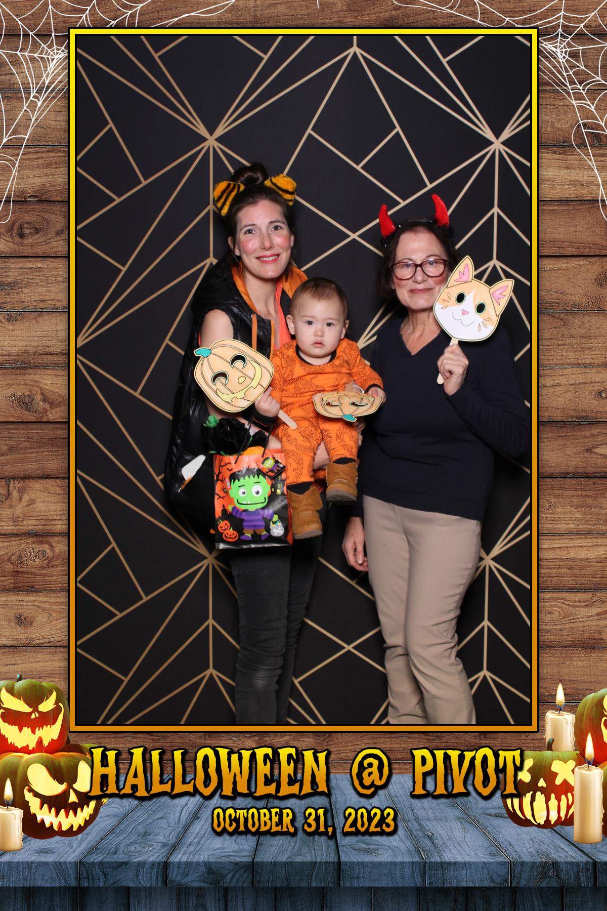 Halloween @ Pivot Apartments | View more photos from the event at gallery.myselfiemirror.ca/u/romanmyselfiemirrorca/Halloween-Pivot-Apartments