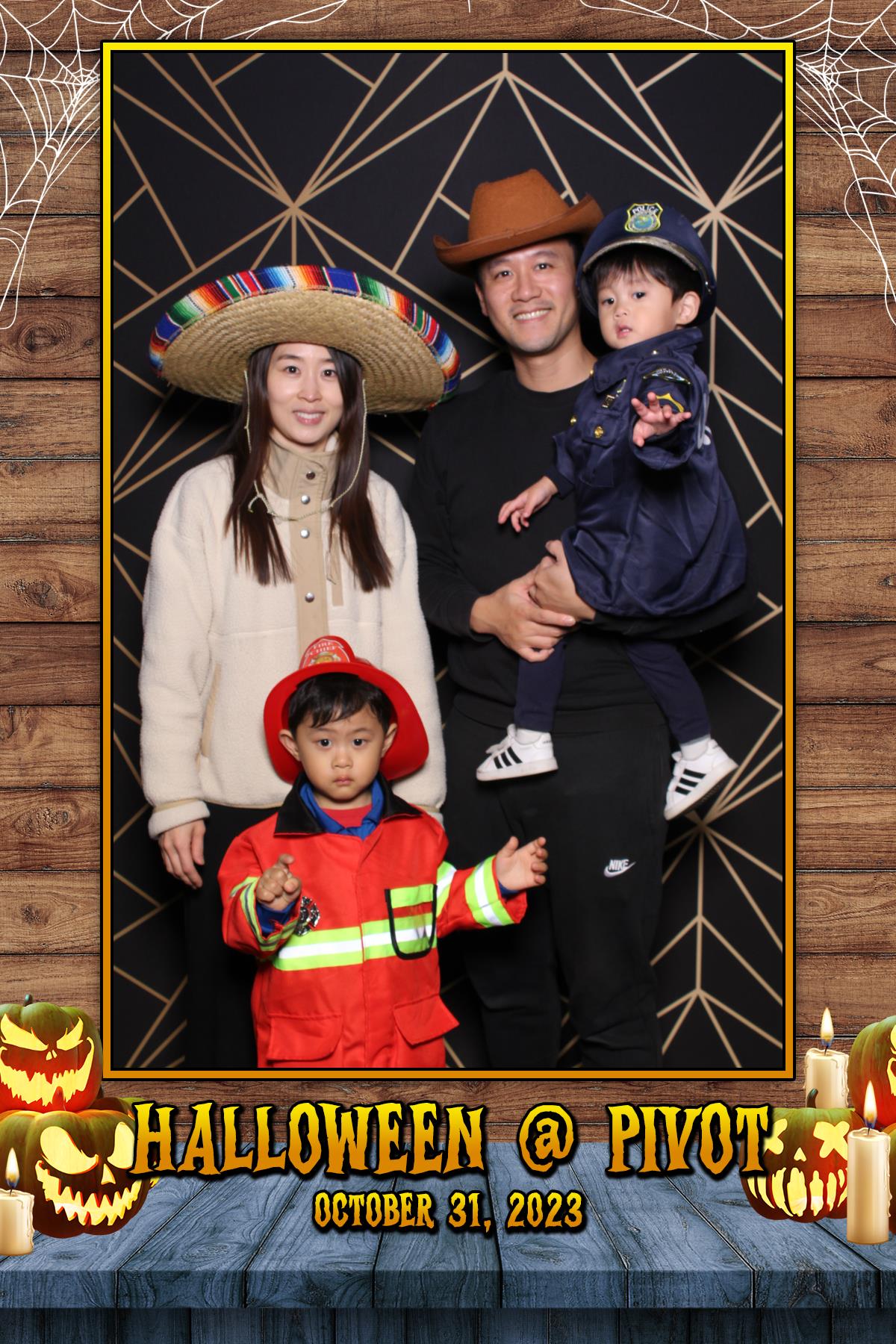 Halloween @ Pivot Apartments | View more photos from the event at gallery.myselfiemirror.ca/u/romanmyselfiemirrorca/Halloween-Pivot-Apartments