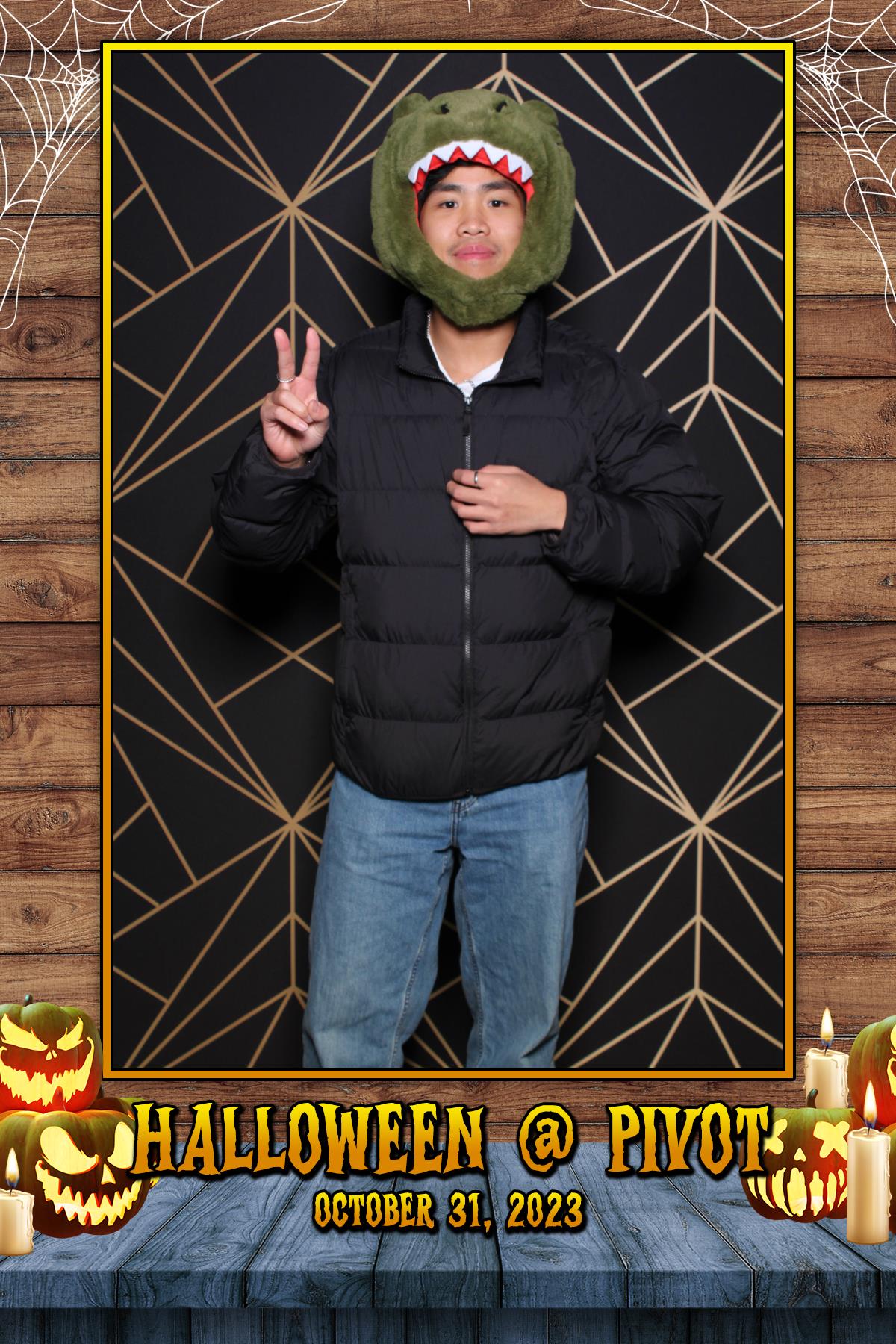 Halloween @ Pivot Apartments | View more photos from the event at gallery.myselfiemirror.ca/u/romanmyselfiemirrorca/Halloween-Pivot-Apartments