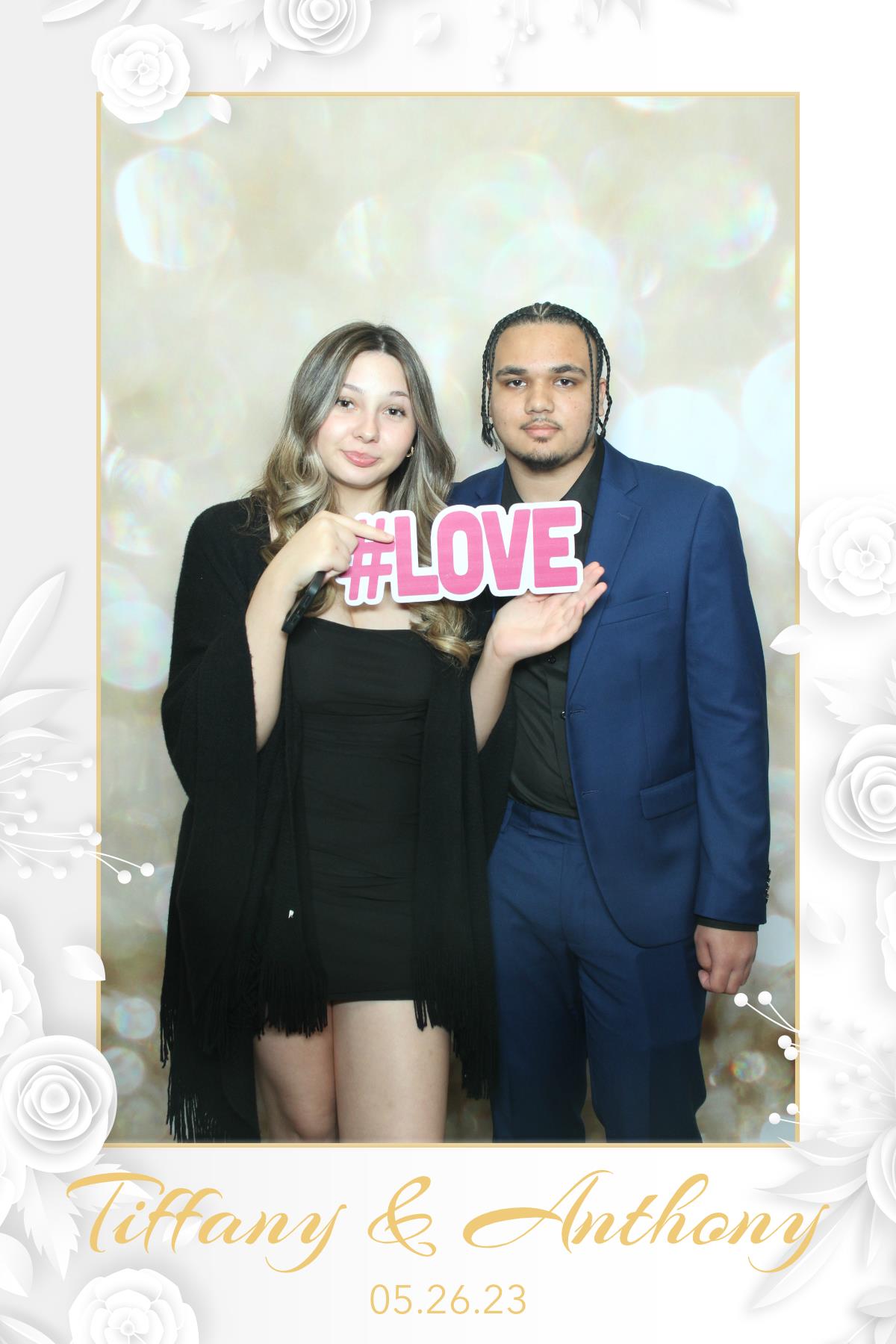 Jessica & Jason  | View more photos from the event at gallery.myselfiemirror.ca/u/romanmyselfiemirrorca/Jessica-Jason
