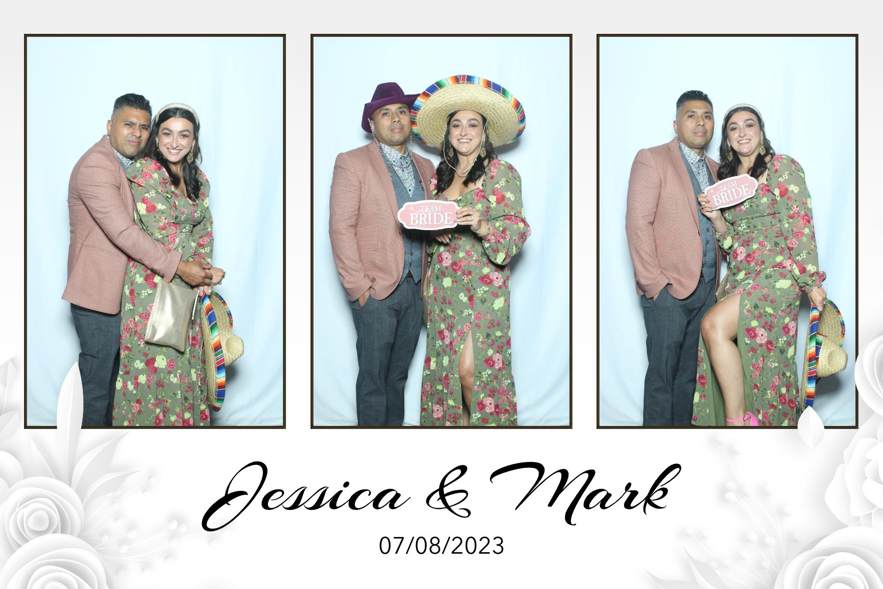 Jessica & Mark  | View more photos from the event at gallery.myselfiemirror.ca/u/romanmyselfiemirrorca/Jessica-Mark
