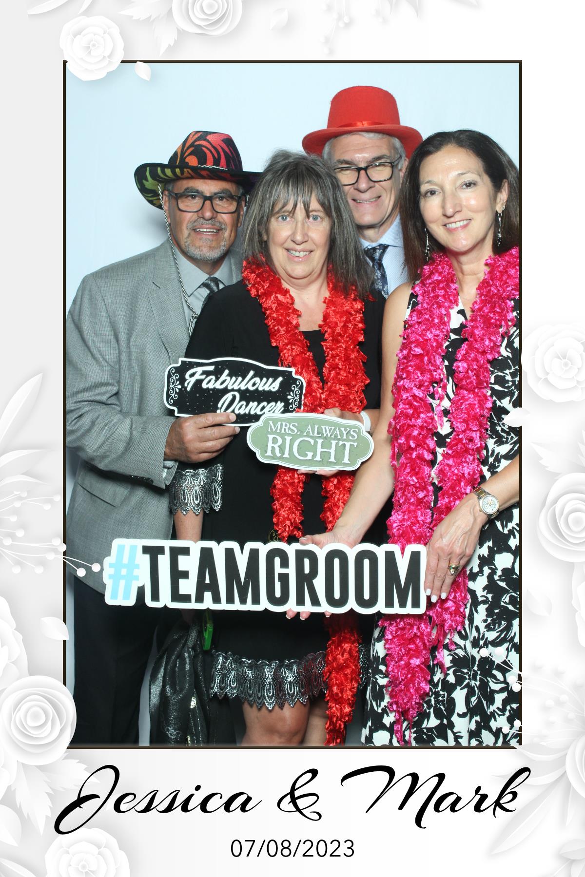 Jessica & Mark  | View more photos from the event at gallery.myselfiemirror.ca/u/romanmyselfiemirrorca/Jessica-Mark