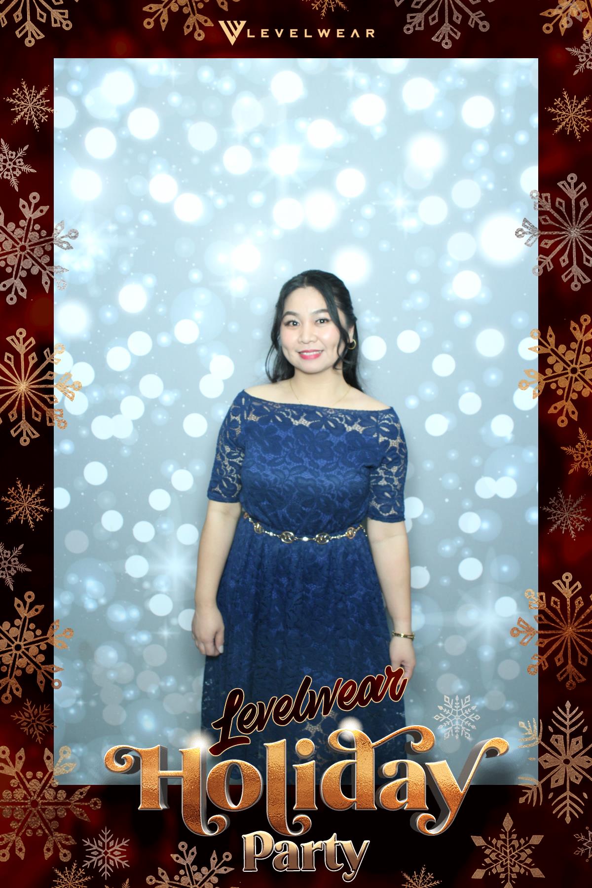Levelwear Holiday Party | View more photos from the event at gallery.myselfiemirror.ca/u/romanmyselfiemirrorca/Levelwear-Holiday-Party