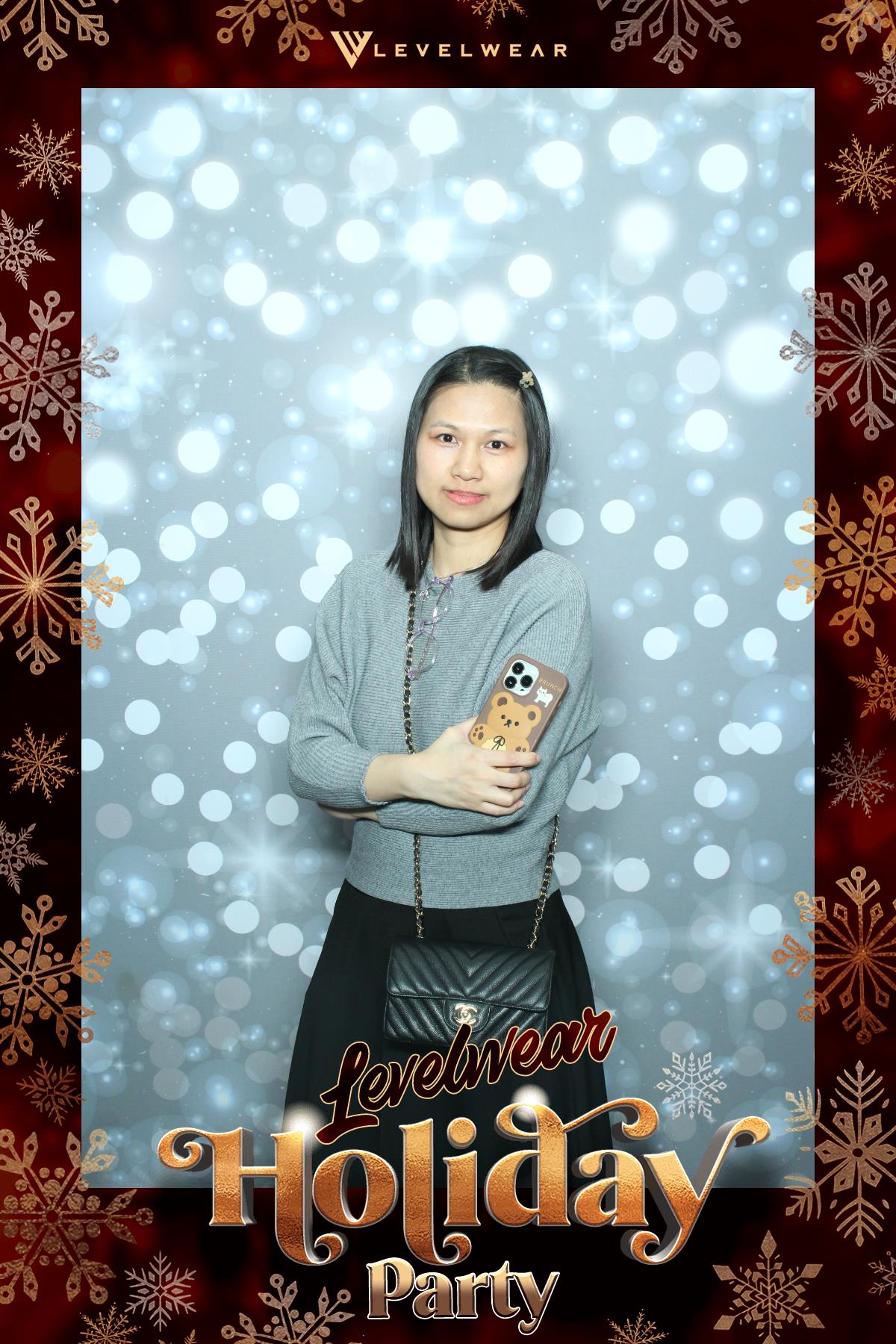 Levelwear Holiday Party | View more photos from the event at gallery.myselfiemirror.ca/u/romanmyselfiemirrorca/Levelwear-Holiday-Party