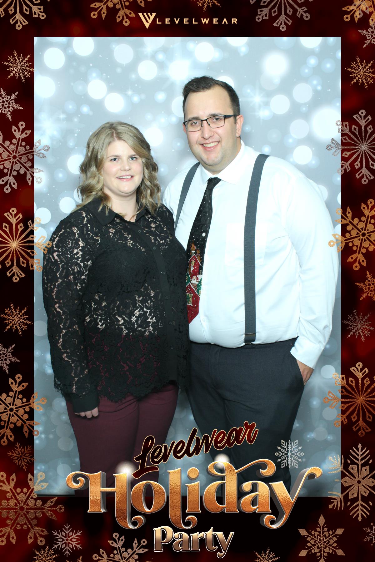 Levelwear Holiday Party | View more photos from the event at gallery.myselfiemirror.ca/u/romanmyselfiemirrorca/Levelwear-Holiday-Party