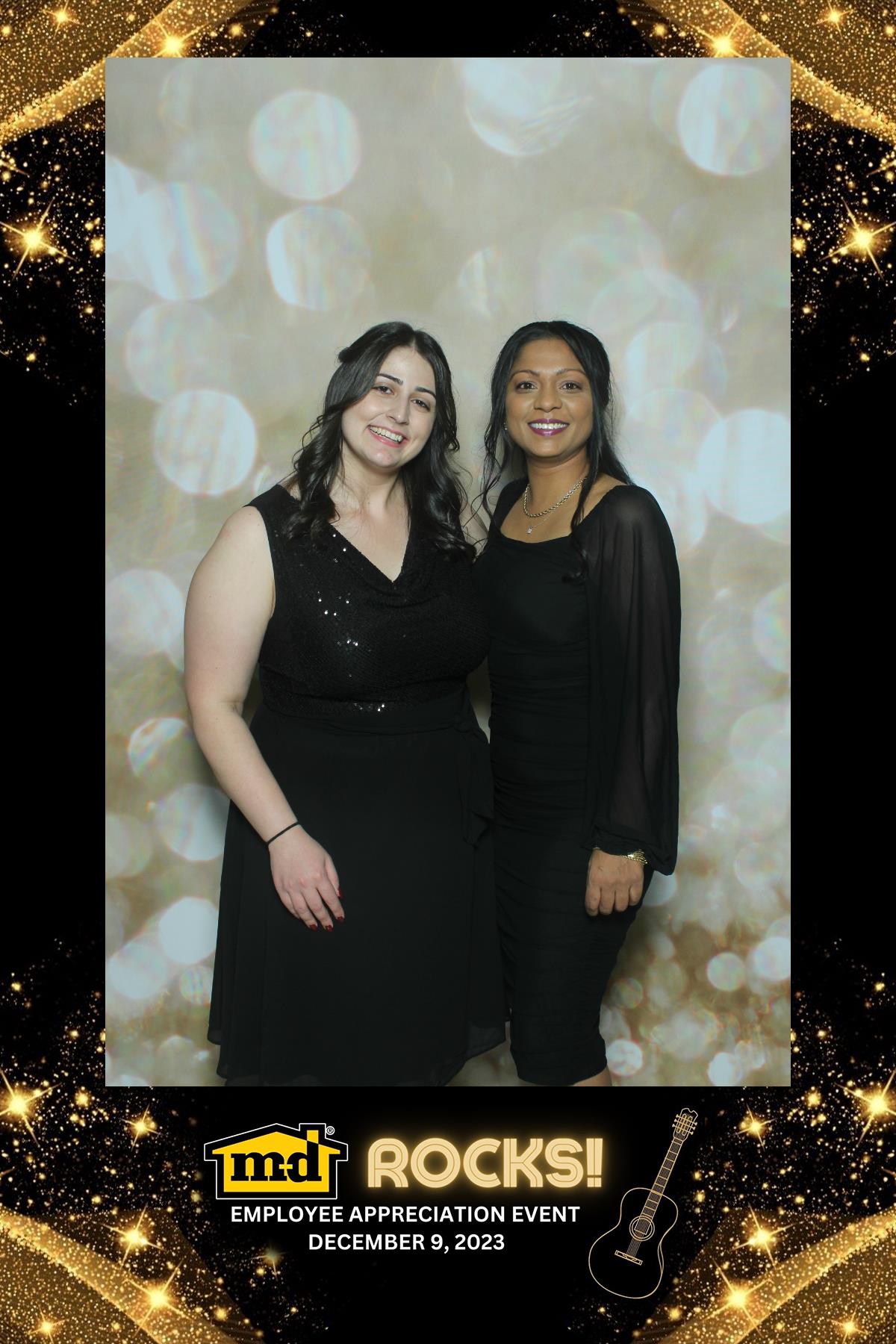 MD Employee Appreciation Event | View more photos from the event at gallery.myselfiemirror.ca/u/romanmyselfiemirrorca/MD-Employee-Appreciation-Event