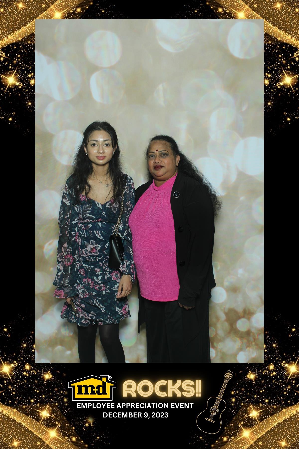 MD Employee Appreciation Event | View more photos from the event at gallery.myselfiemirror.ca/u/romanmyselfiemirrorca/MD-Employee-Appreciation-Event