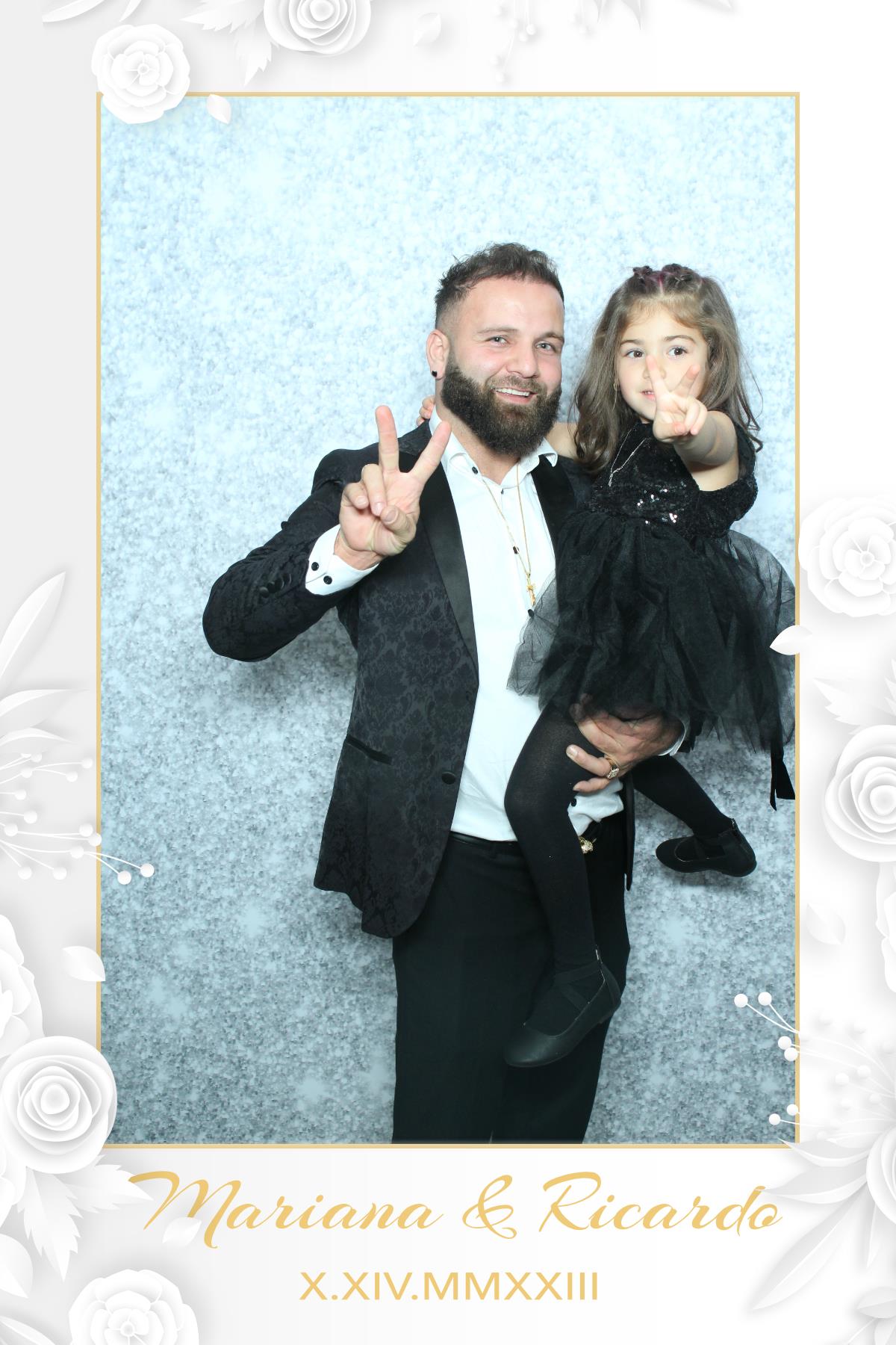 Mariana & Ricardo  | View more photos from the event at gallery.myselfiemirror.ca/u/romanmyselfiemirrorca/Mariana-Ricardo