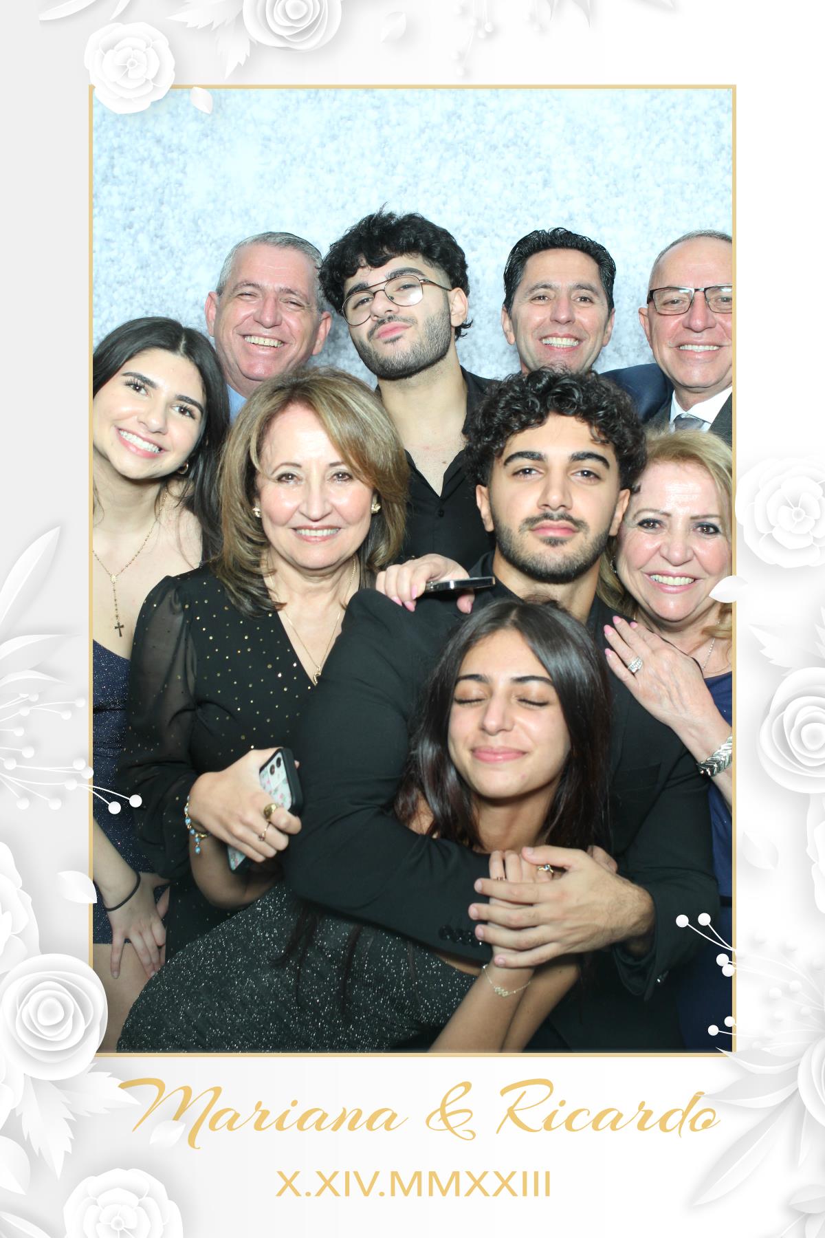 Mariana & Ricardo  | View more photos from the event at gallery.myselfiemirror.ca/u/romanmyselfiemirrorca/Mariana-Ricardo