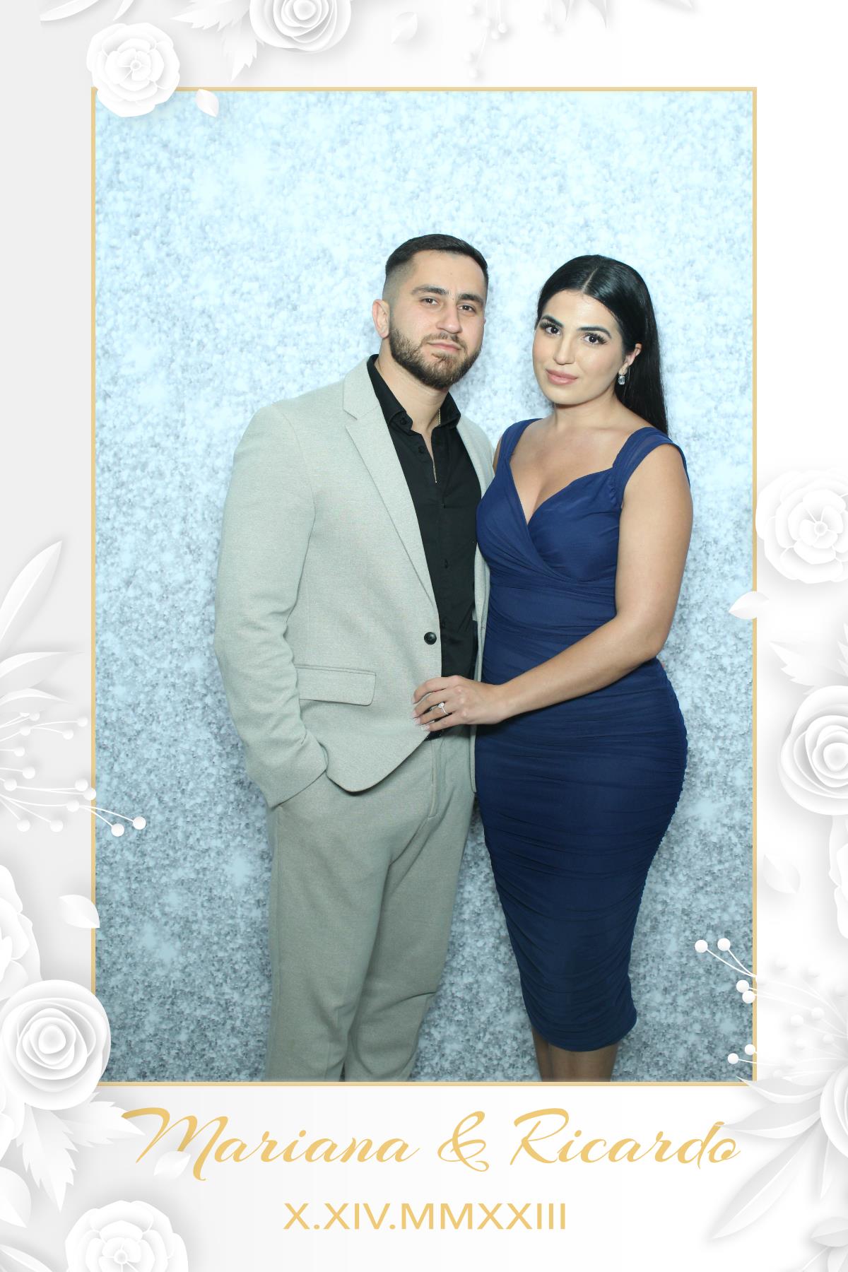 Mariana & Ricardo  | View more photos from the event at gallery.myselfiemirror.ca/u/romanmyselfiemirrorca/Mariana-Ricardo