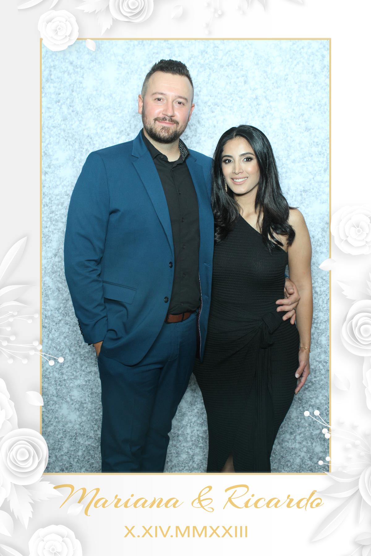 Mariana & Ricardo  | View more photos from the event at gallery.myselfiemirror.ca/u/romanmyselfiemirrorca/Mariana-Ricardo