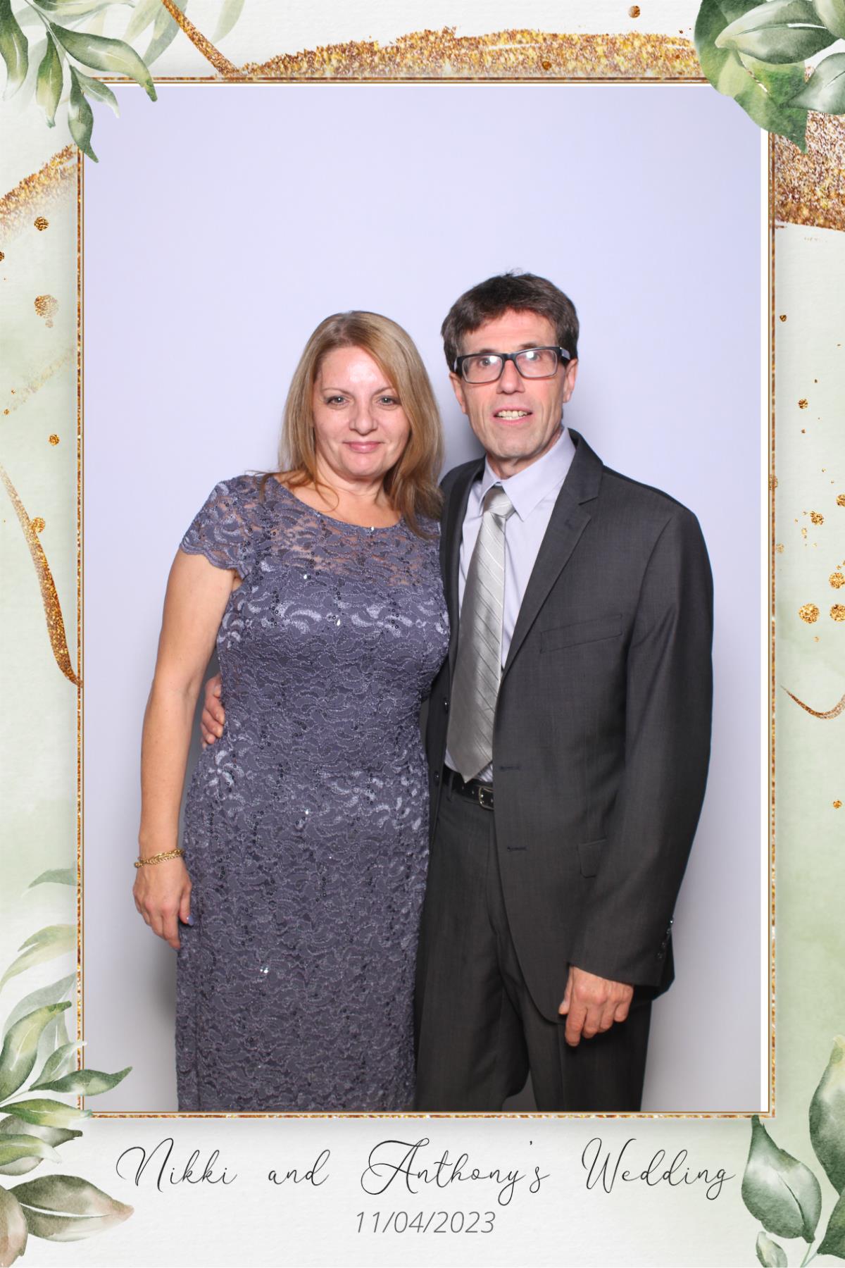 Nikki & Anthony | View more photos from the event at gallery.myselfiemirror.ca/u/romanmyselfiemirrorca/Nikki-Anthony