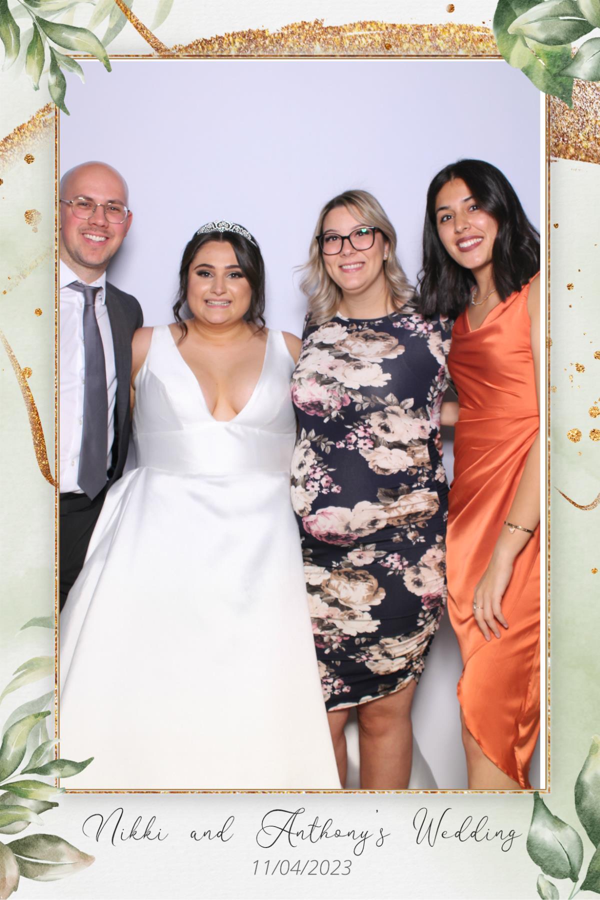 Nikki & Anthony | View more photos from the event at gallery.myselfiemirror.ca/u/romanmyselfiemirrorca/Nikki-Anthony
