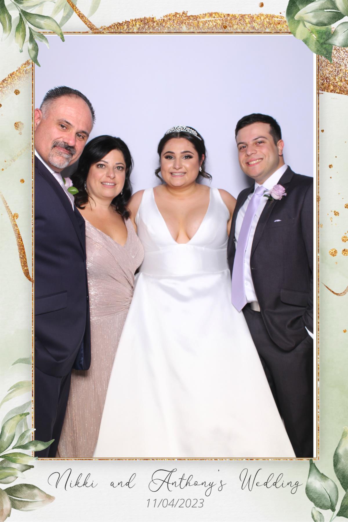 Nikki & Anthony | View more photos from the event at gallery.myselfiemirror.ca/u/romanmyselfiemirrorca/Nikki-Anthony