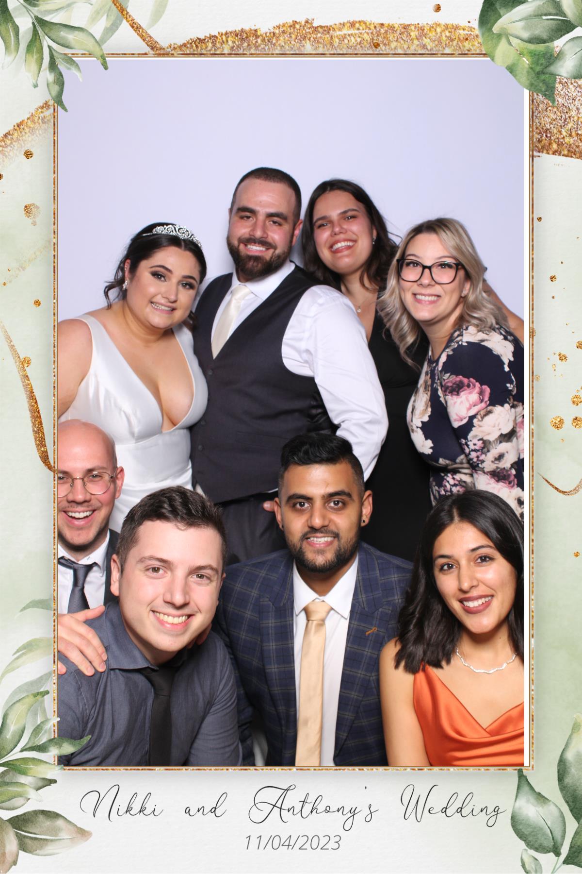 Nikki & Anthony | View more photos from the event at gallery.myselfiemirror.ca/u/romanmyselfiemirrorca/Nikki-Anthony