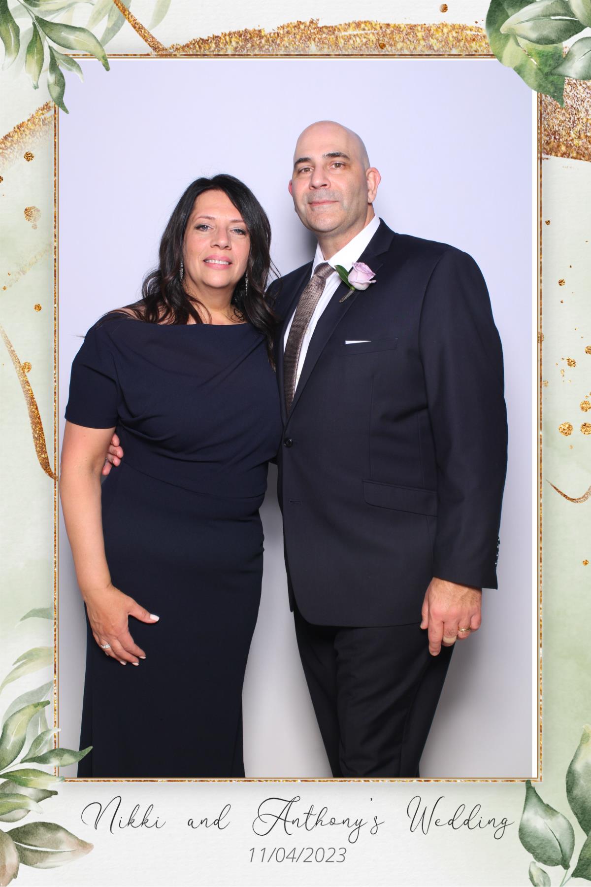 Nikki & Anthony | View more photos from the event at gallery.myselfiemirror.ca/u/romanmyselfiemirrorca/Nikki-Anthony