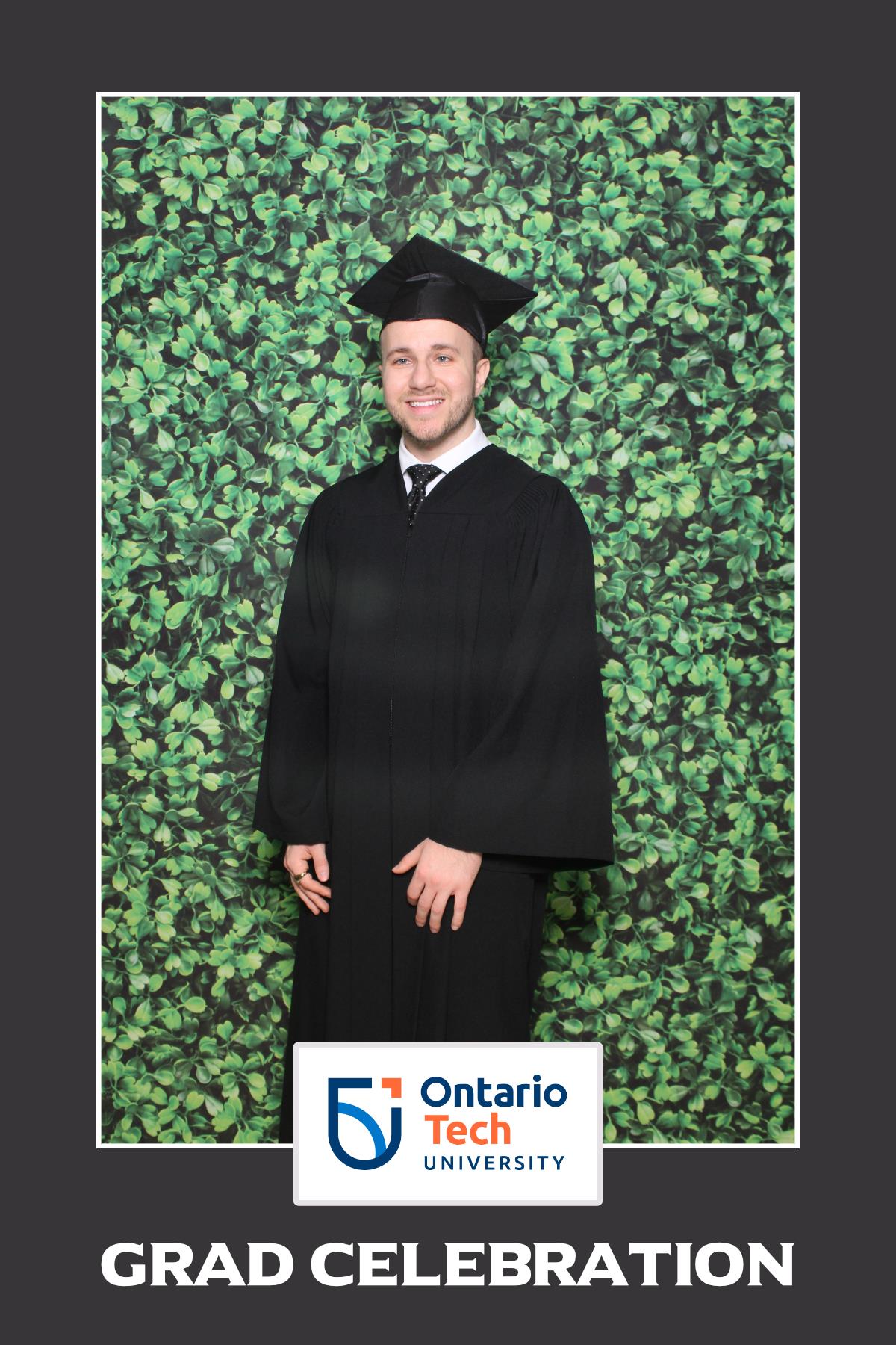 Ontario Tech University Grad Celebration | View more photos from the event at gallery.myselfiemirror.ca/u/romanmyselfiemirrorca/Ontario-Tech-University-Grad-Celebration