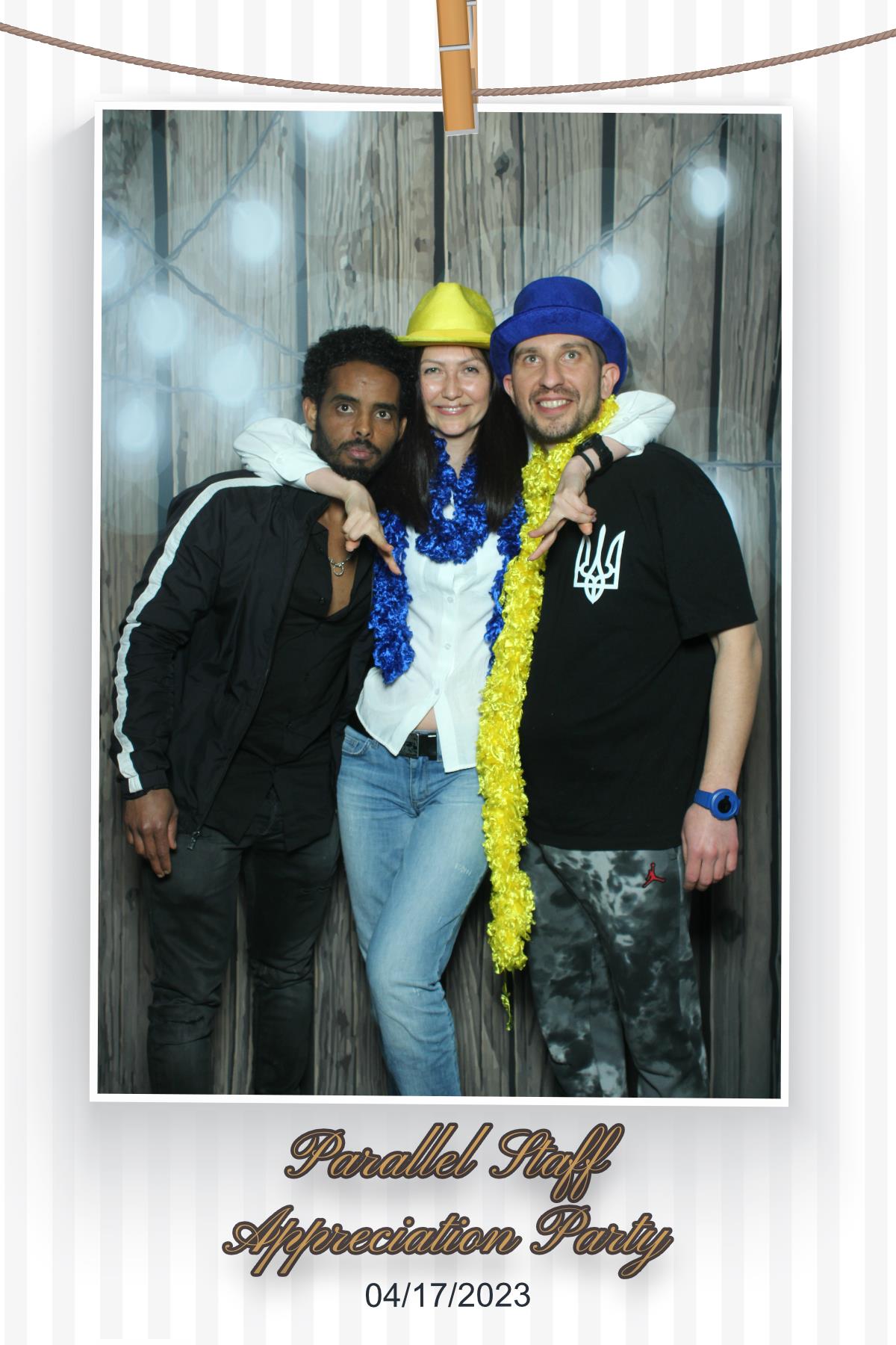 Parallel Staff Appreciation Party | View more photos from the event at gallery.myselfiemirror.ca/u/romanmyselfiemirrorca/Parallel-Staff-Appreciation-Party