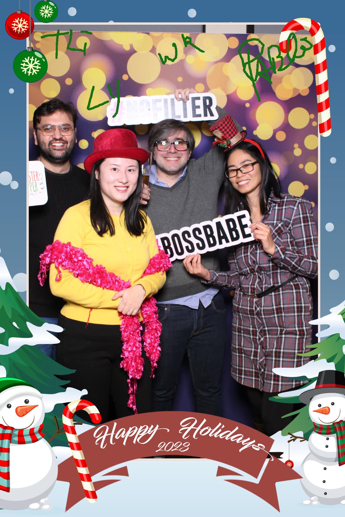 Rothmans Year End Celebration  | View more photos from the event at gallery.myselfiemirror.ca/u/romanmyselfiemirrorca/Rothmans-Year-End-Celebration