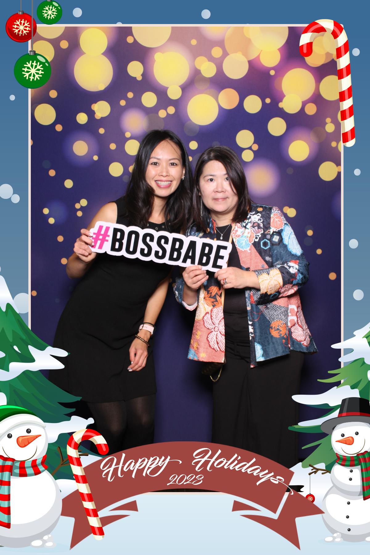 Rothmans Year End Celebration  | View more photos from the event at gallery.myselfiemirror.ca/u/romanmyselfiemirrorca/Rothmans-Year-End-Celebration