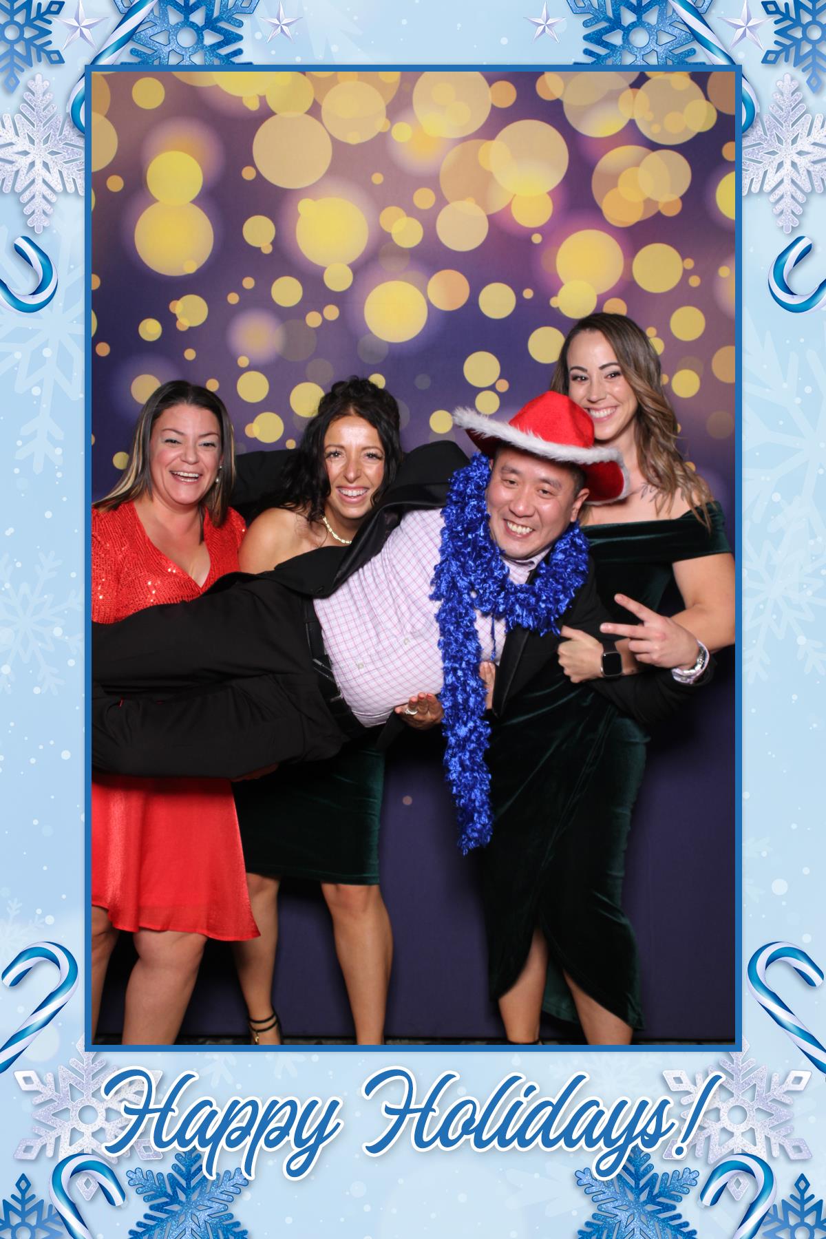 TD Holiday Party | View more photos from the event at gallery.myselfiemirror.ca/u/romanmyselfiemirrorca/TD-Holiday-Party
