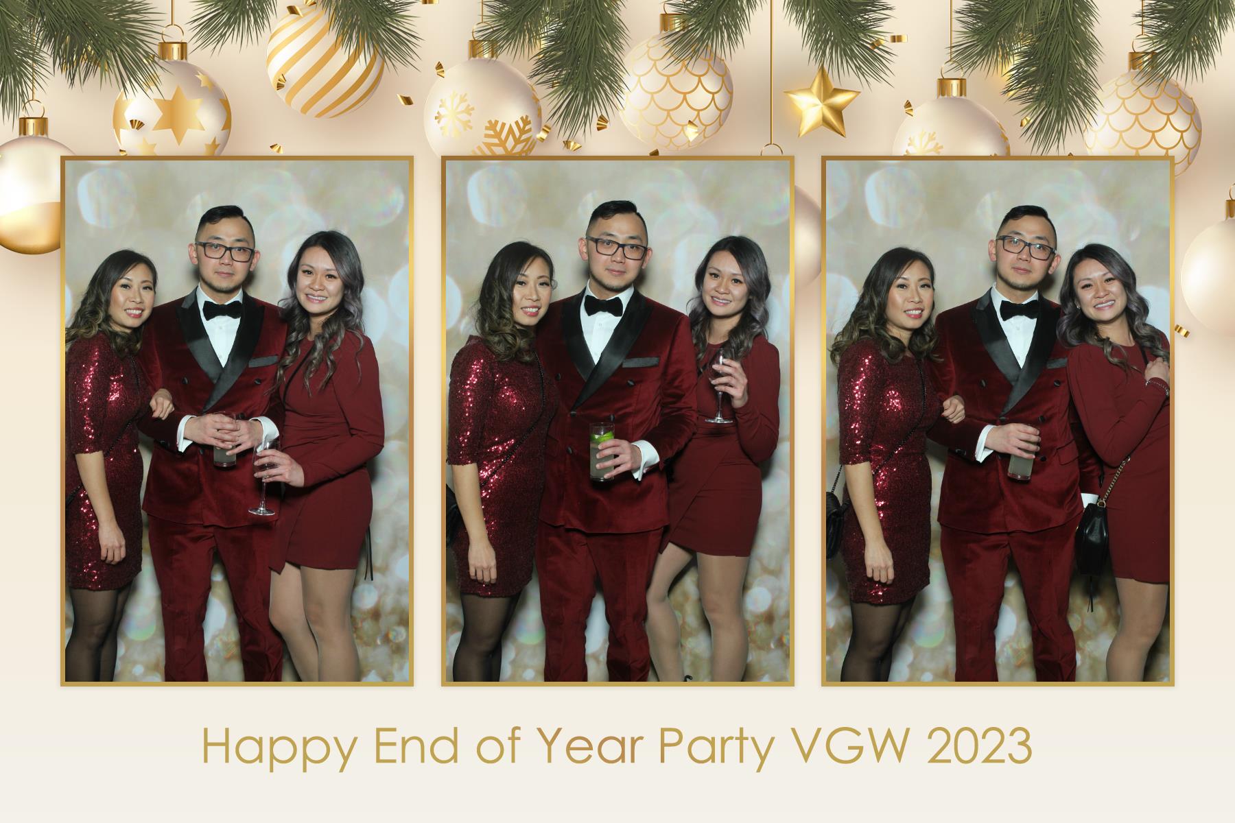 VGW End of Year Party | View more photos from the event at gallery.myselfiemirror.ca/u/romanmyselfiemirrorca/VGW-End-of-Year-Party