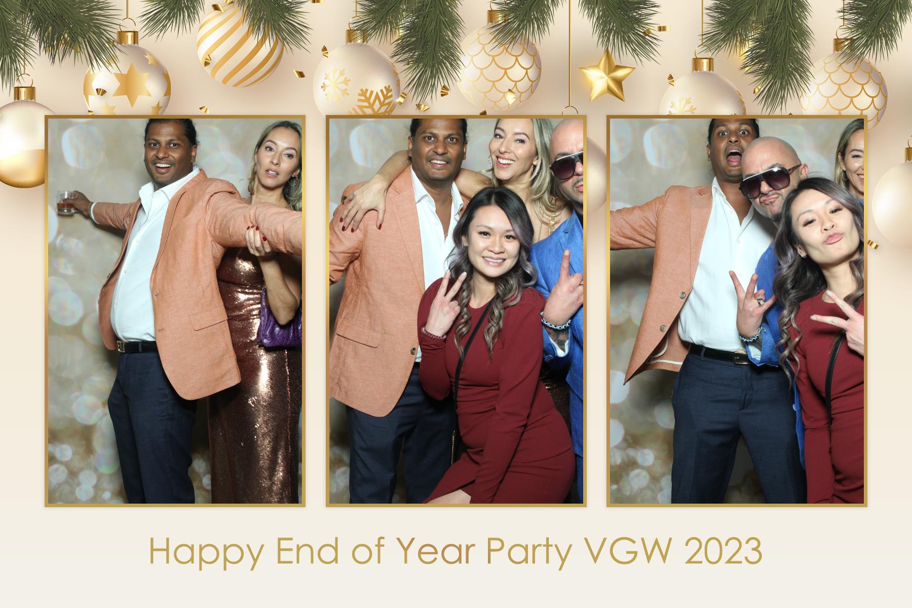 VGW End of Year Party | View more photos from the event at gallery.myselfiemirror.ca/u/romanmyselfiemirrorca/VGW-End-of-Year-Party