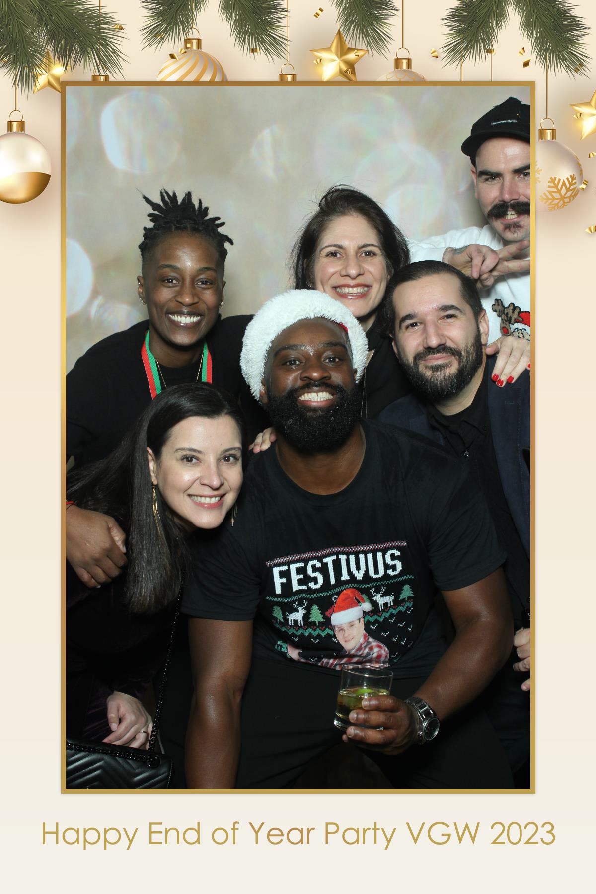 VGW End of Year Party | View more photos from the event at gallery.myselfiemirror.ca/u/romanmyselfiemirrorca/VGW-End-of-Year-Party