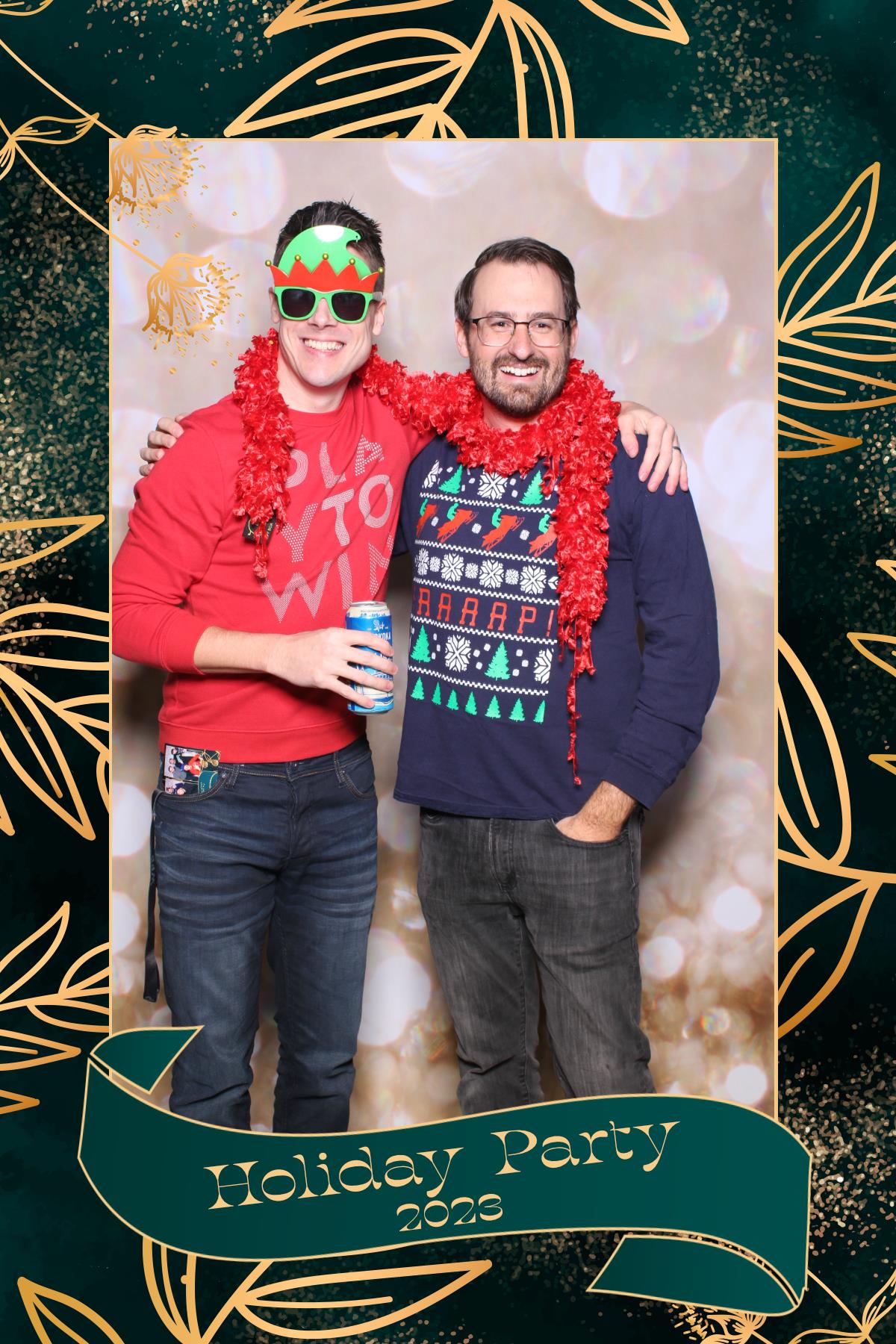 VMLY&R Holiday Party | View more photos from the event at gallery.myselfiemirror.ca/u/romanmyselfiemirrorca/VMLYR-Holiday-Party