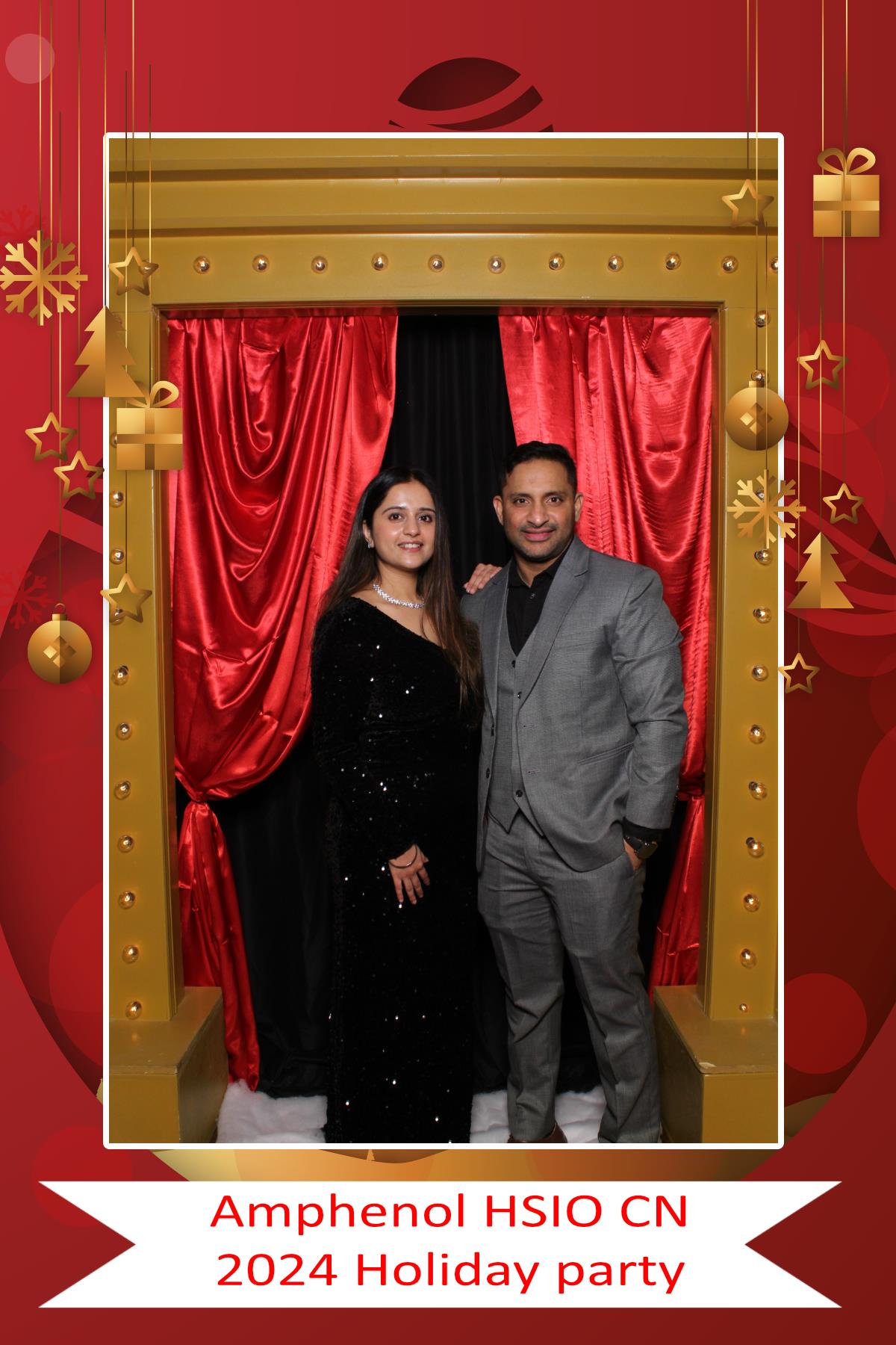 Amphenol HSIO CN Holiday Party | View more photos from the event at gallery.myselfiemirror.ca/u/romanmyselfiemirrorca/Amphenol-HSIO-CN-Holiday-Party